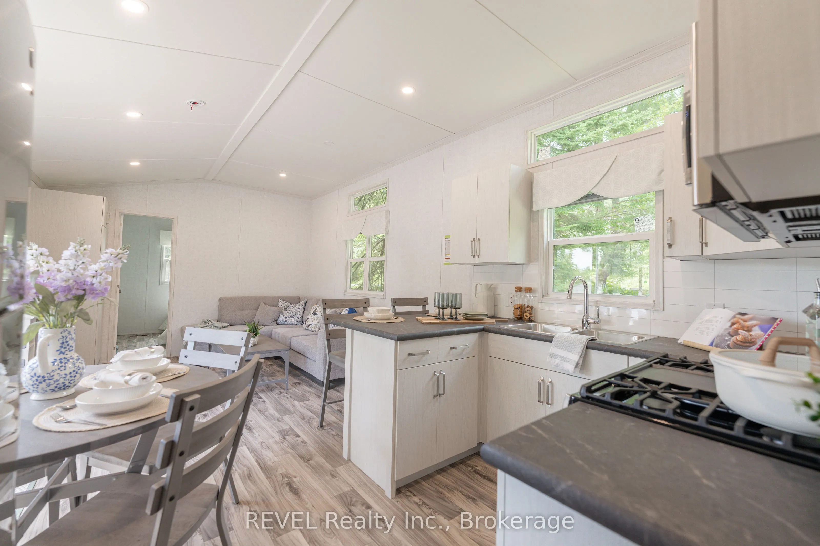 85 HUTCHINSON BEACH Road, #B56
