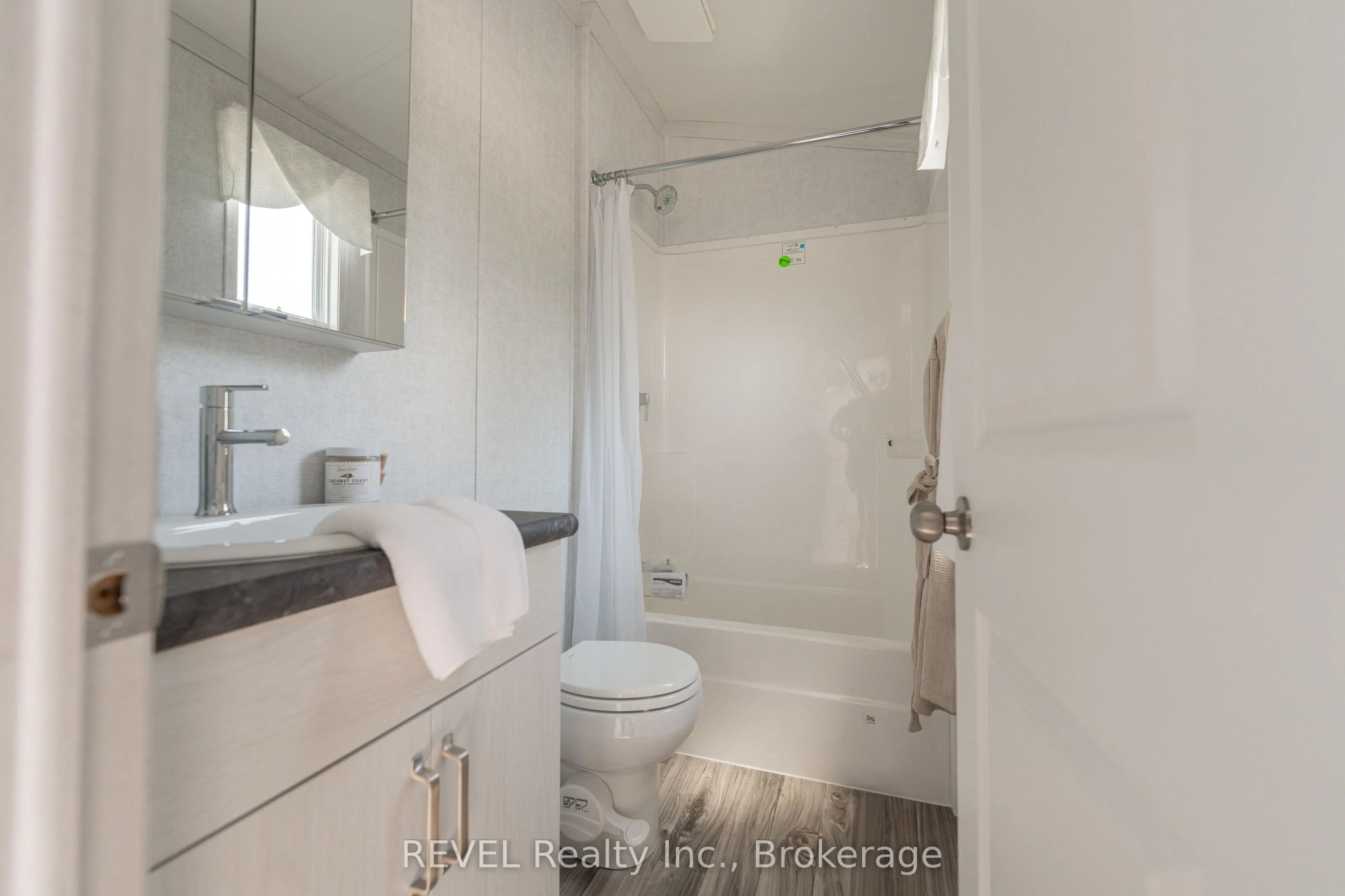 85 HUTCHINSON BEACH Road, #B56