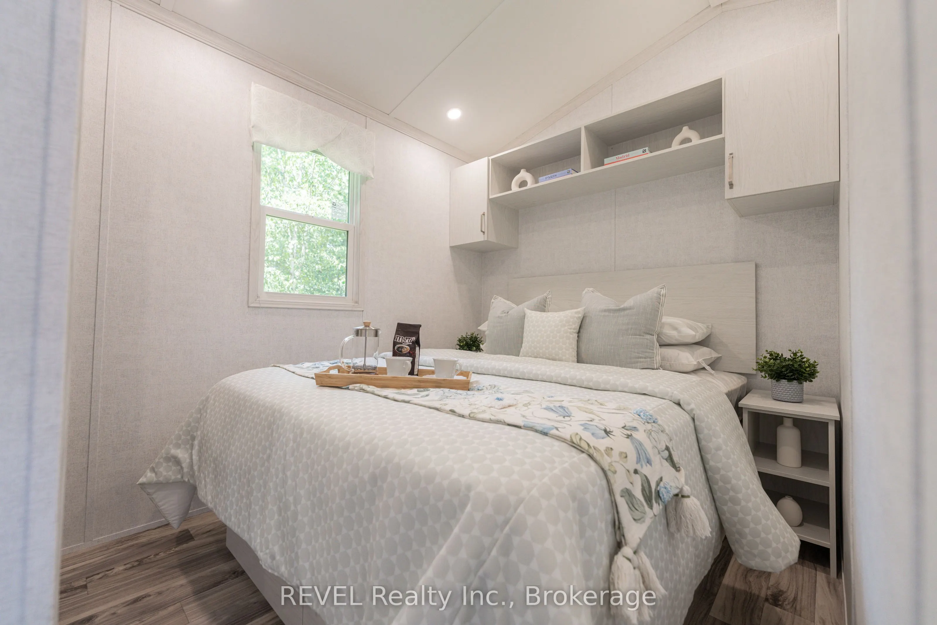85 HUTCHINSON BEACH Road, #B56