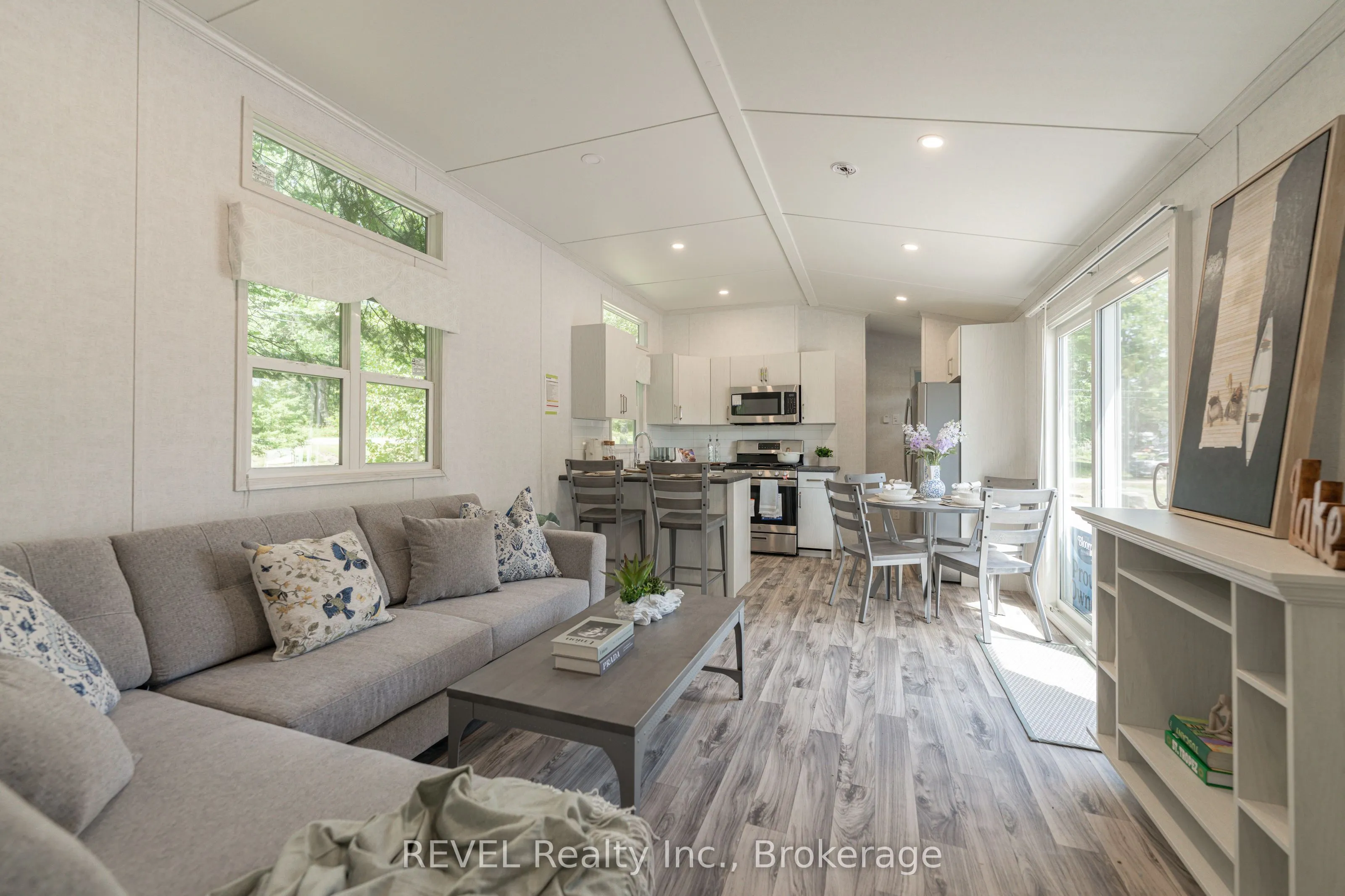 85 HUTCHINSON BEACH Road, #B56