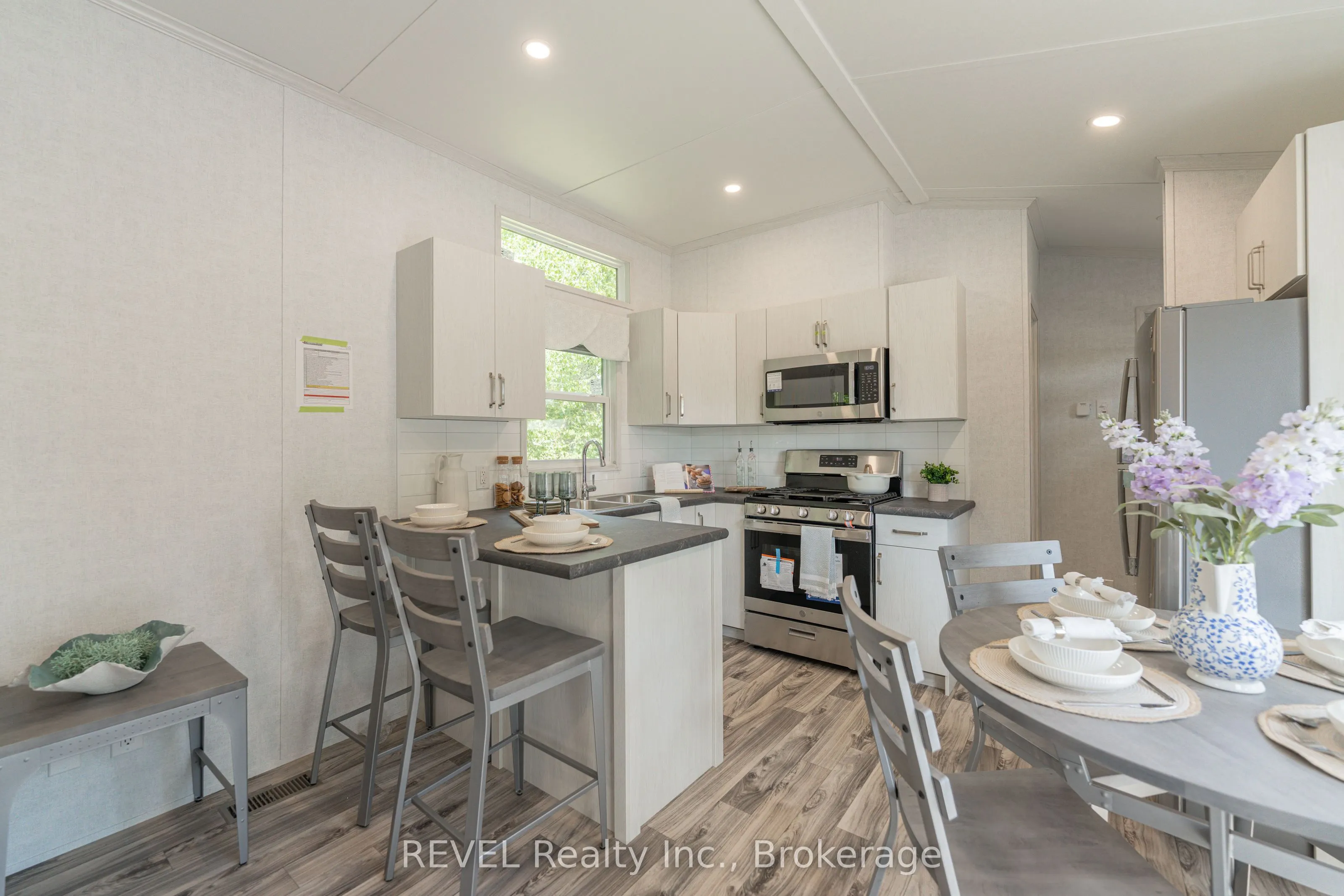 85 HUTCHINSON BEACH Road, #B56