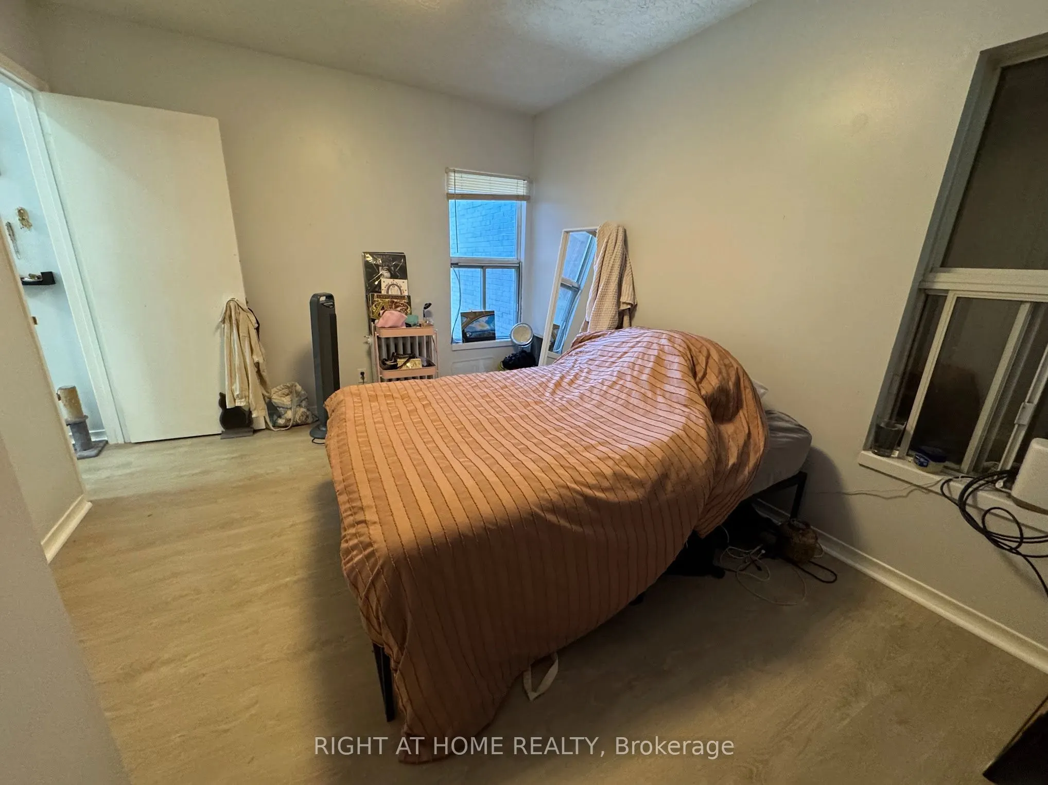 222 Lyon Street N, #2