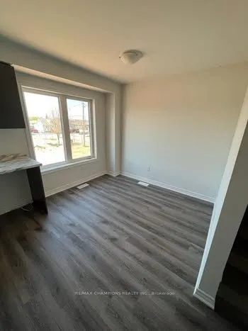 8 Radison Lane, #3