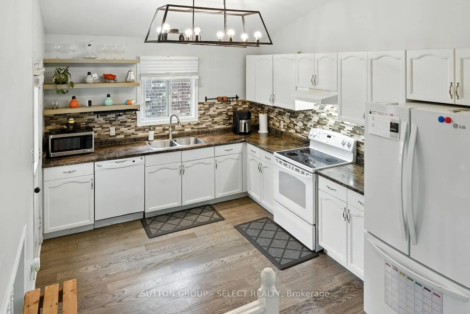 281 ELLERSLIE Road