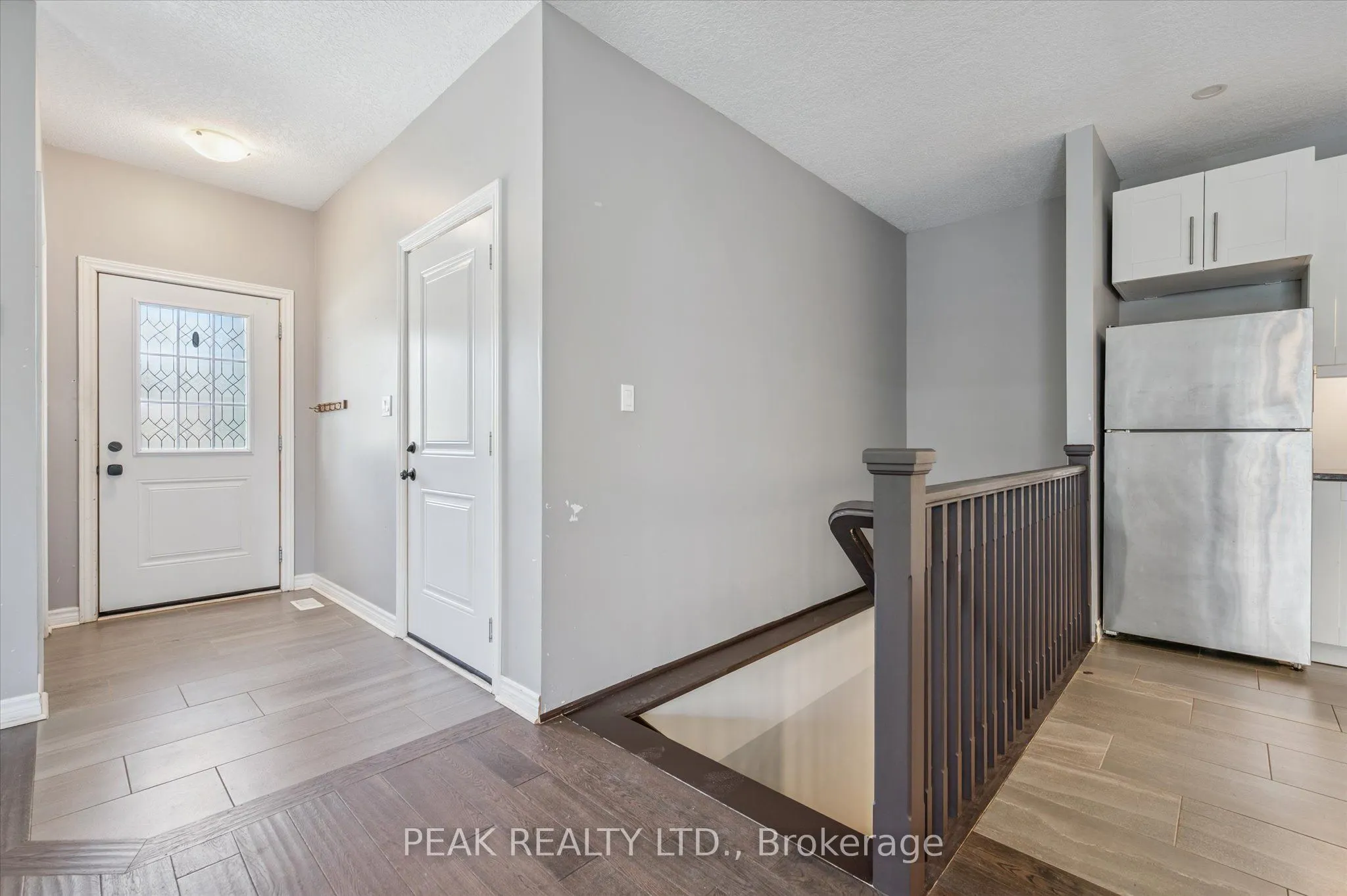 22 Ann Street S