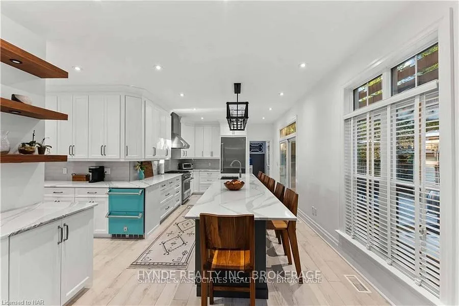 16 Red Haven Drive