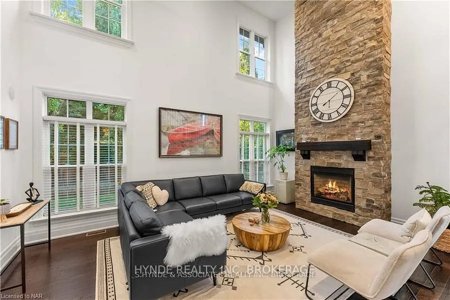 16 Red Haven Drive