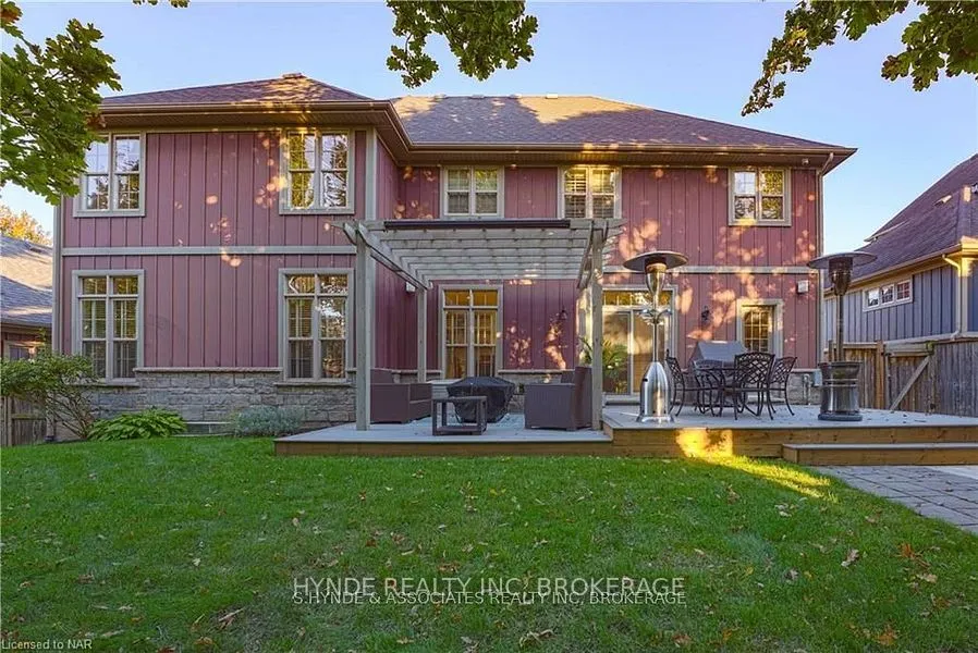 16 Red Haven Drive