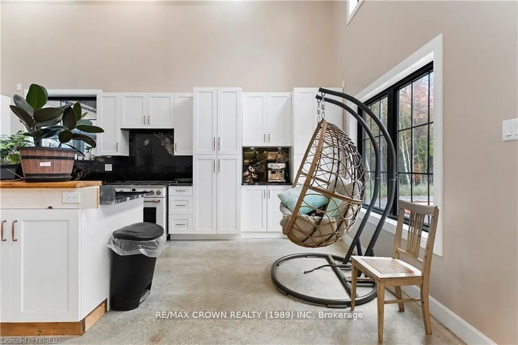 24 Sun Valley Way