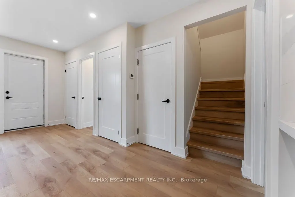 272 East 15th Street