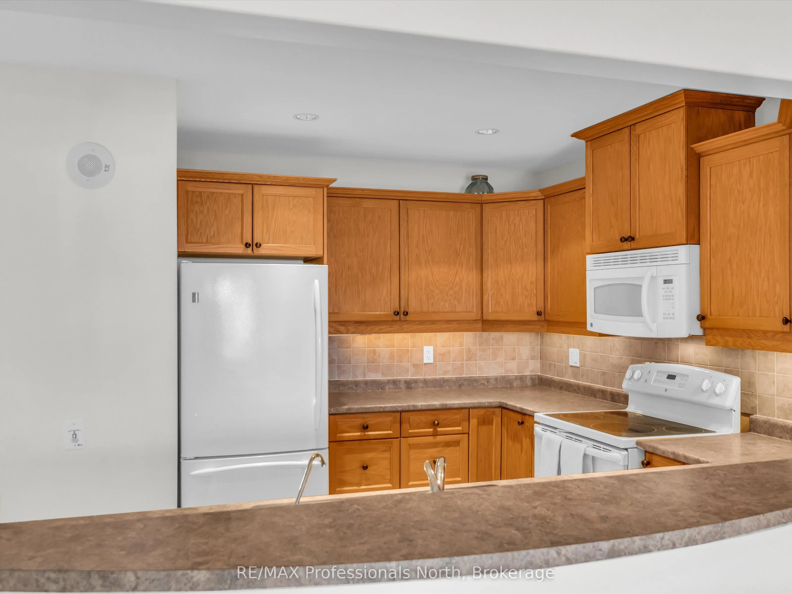 130 STEAMSHIP BAY Road, #305