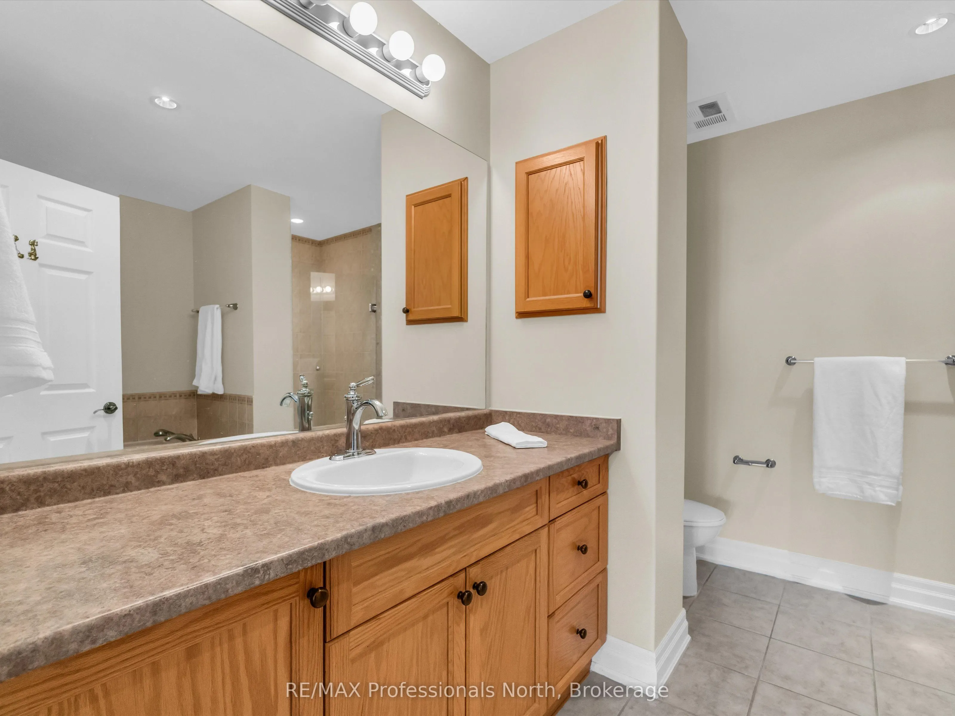 130 STEAMSHIP BAY Road, #305