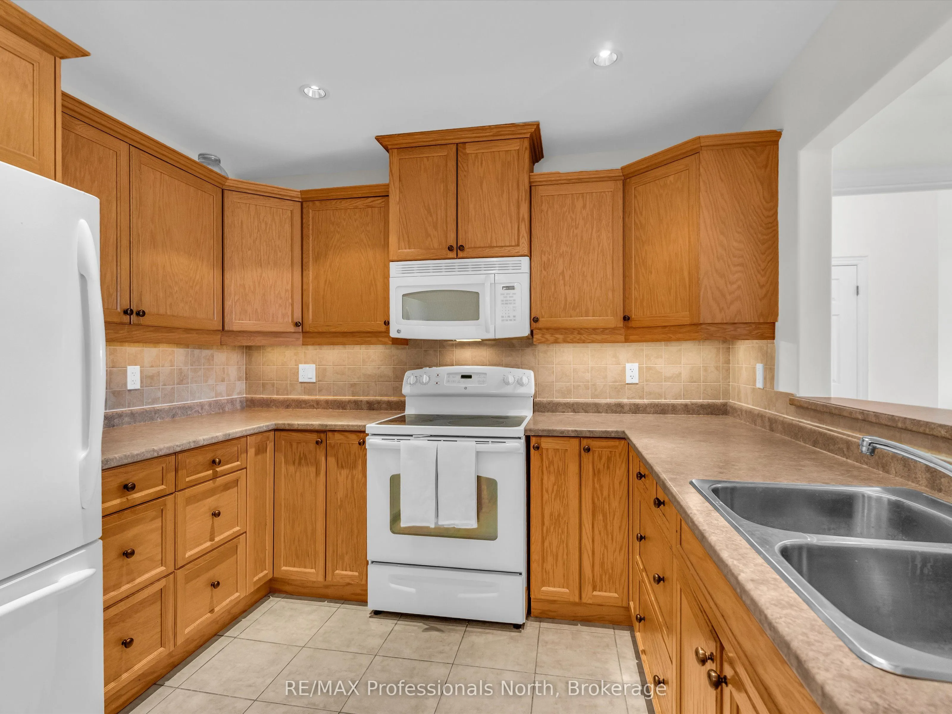 130 STEAMSHIP BAY Road, #305