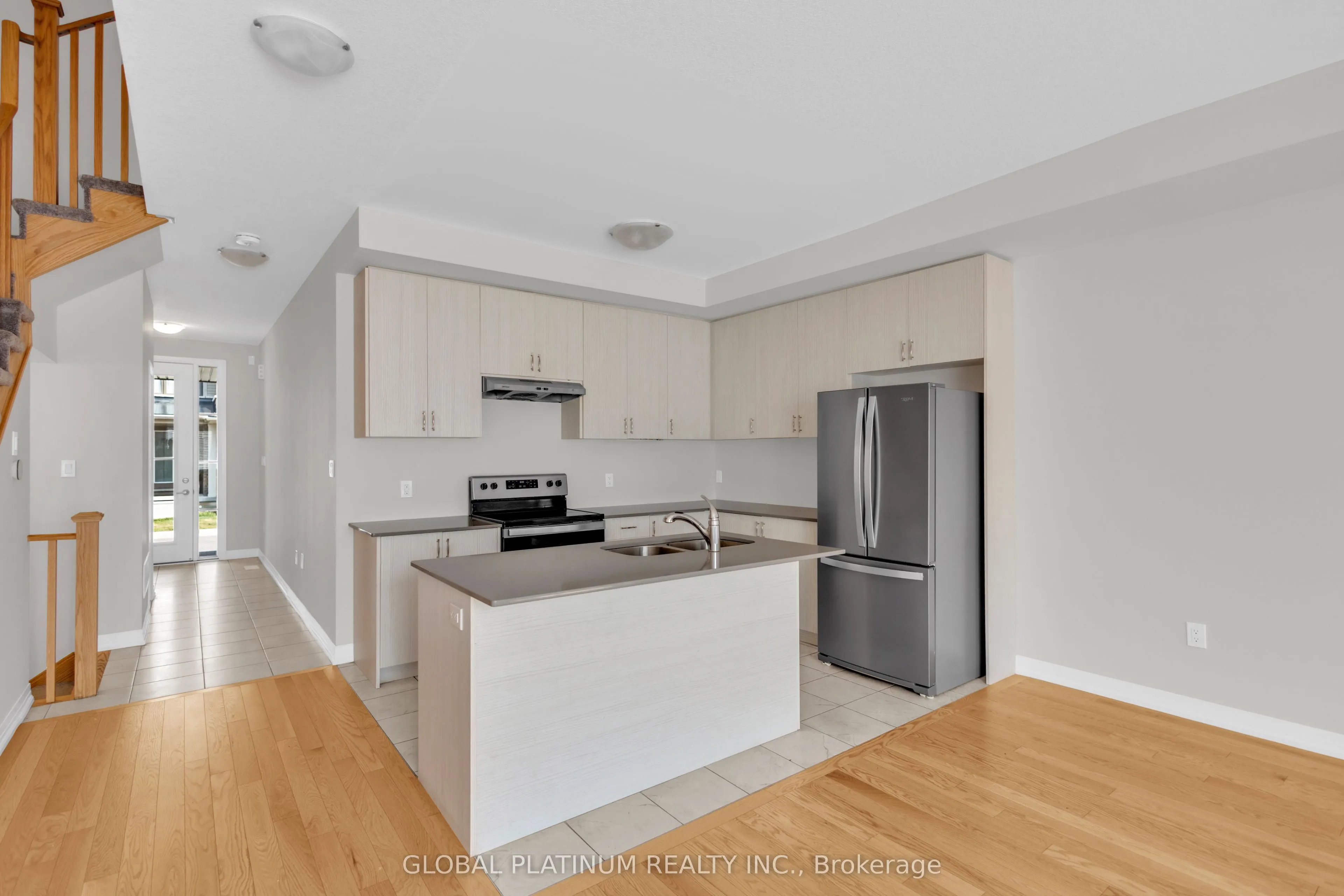 15 Blacklock Street, #17