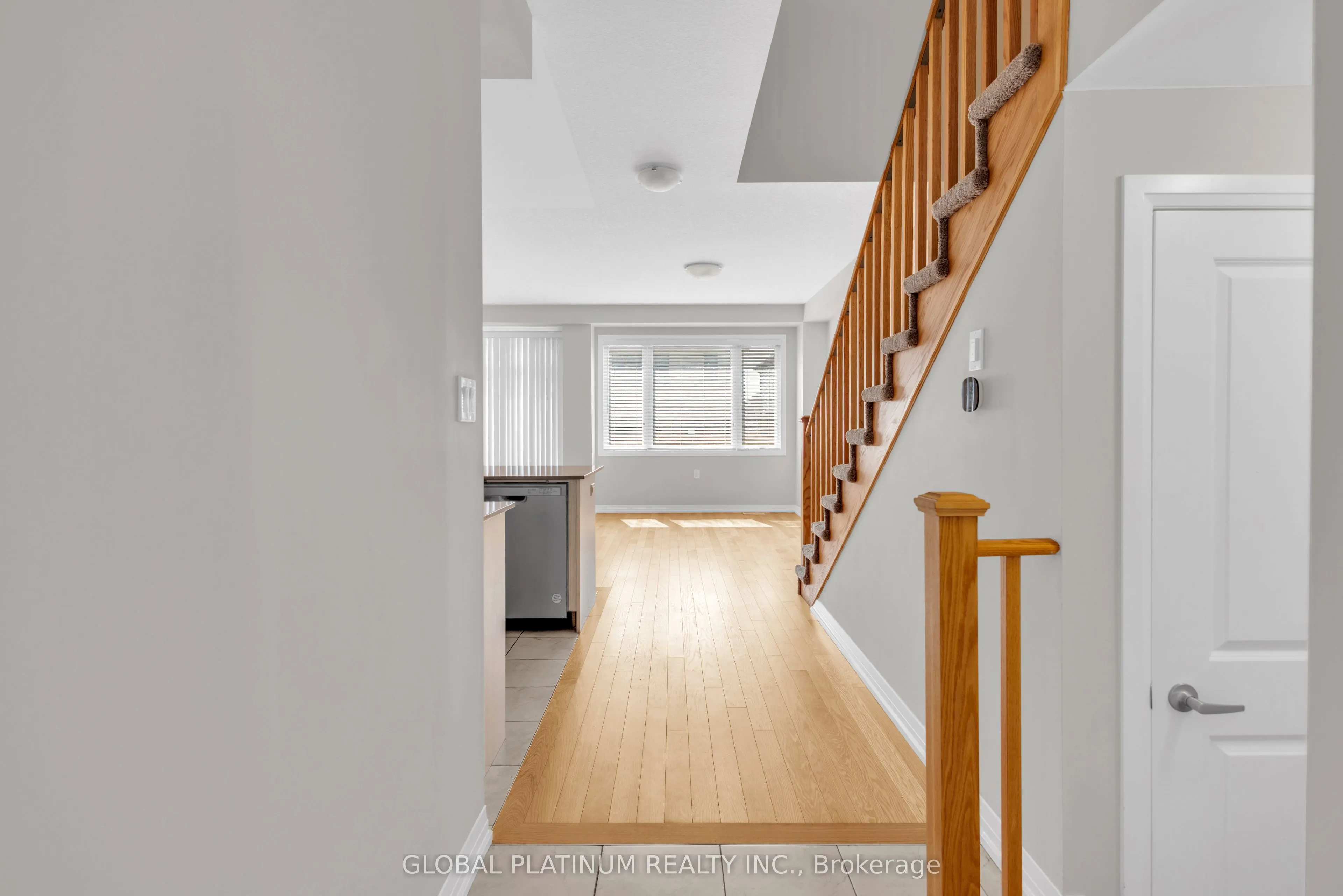 15 Blacklock Street, #17
