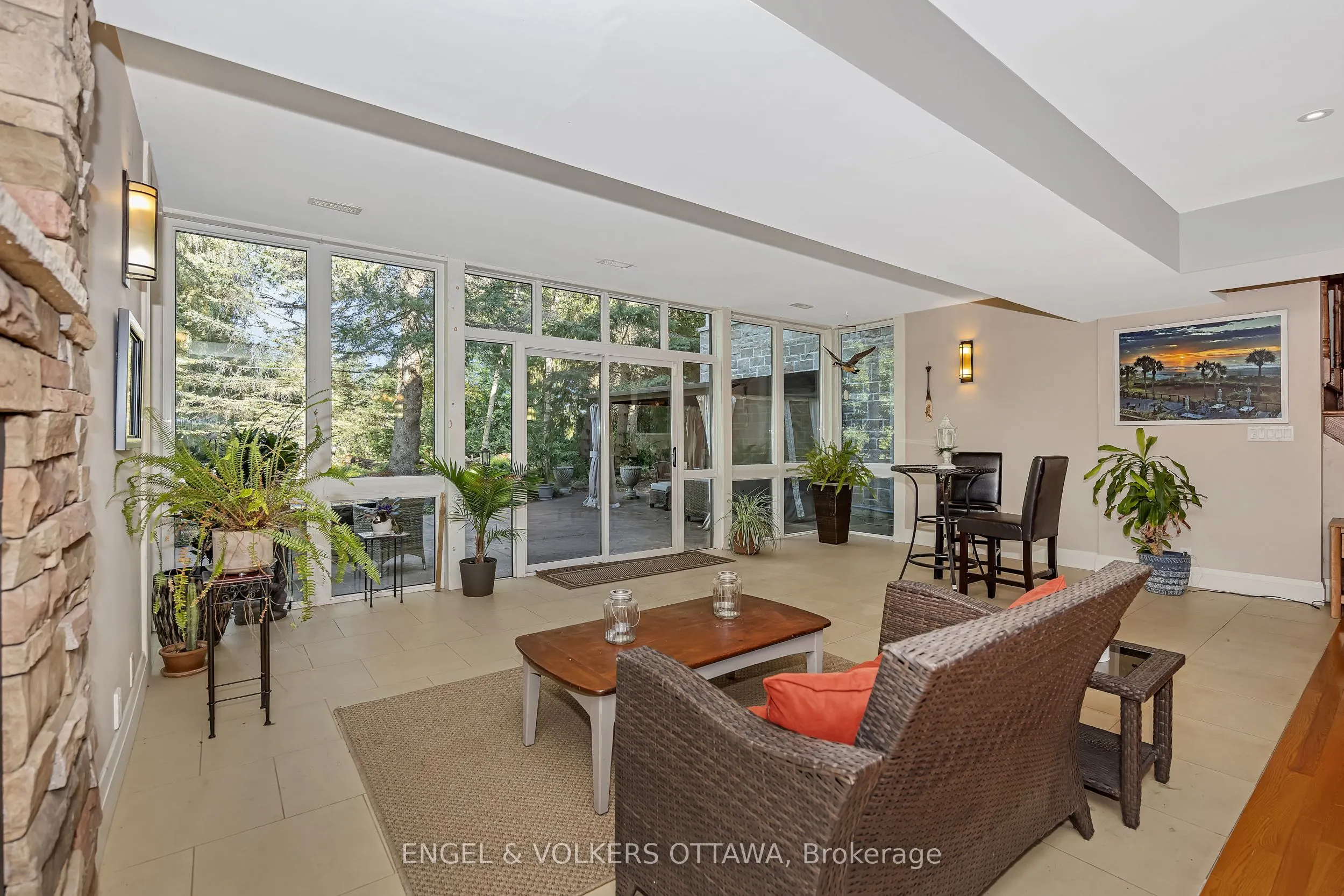 1836 Whitemarsh Crescent
