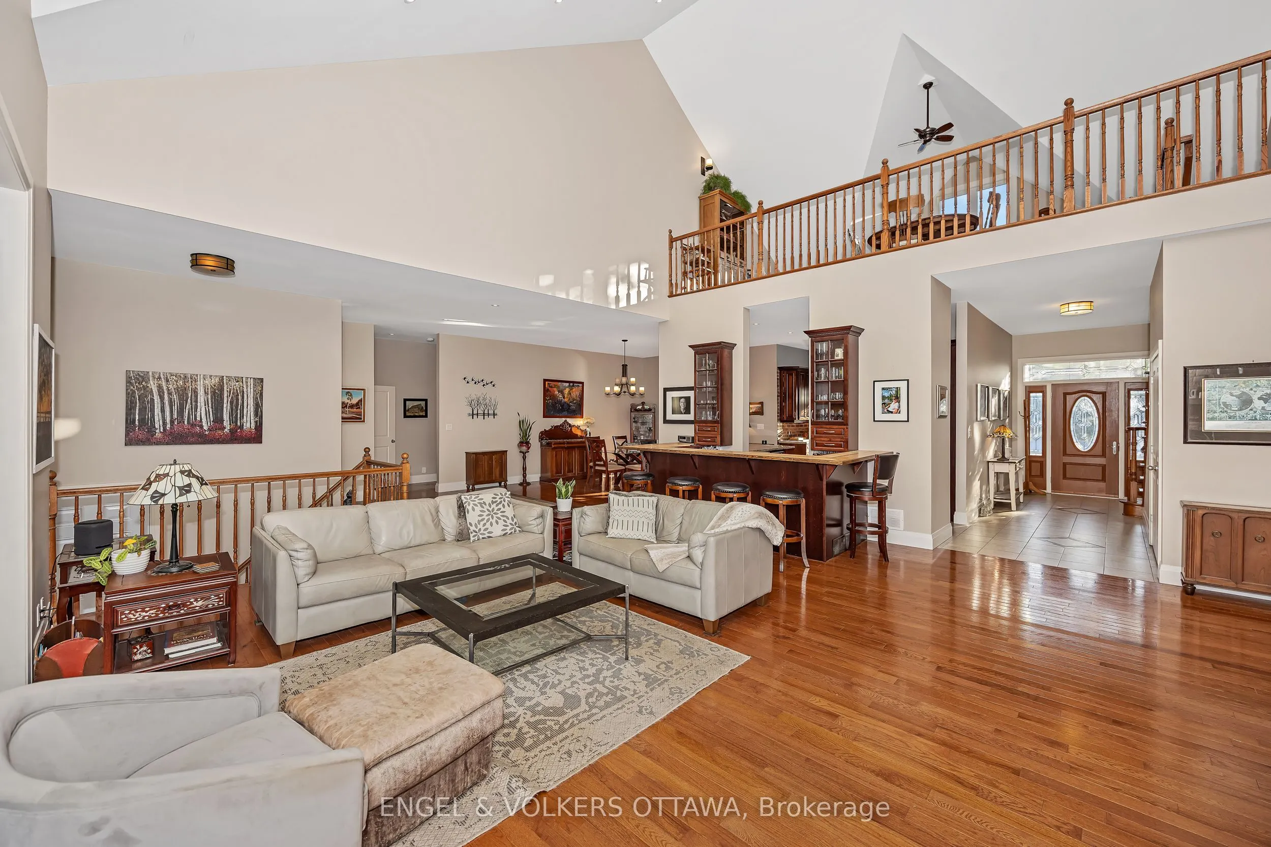 1836 Whitemarsh Crescent
