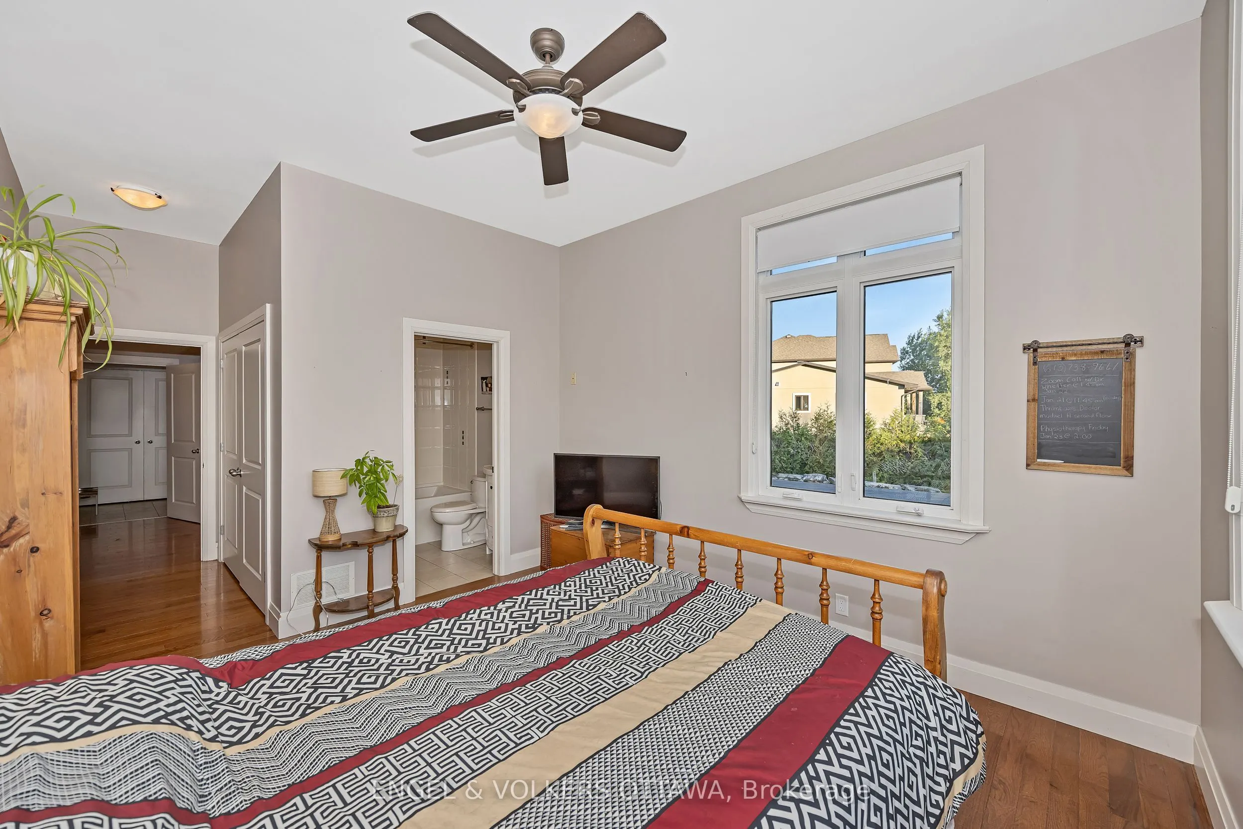 1836 Whitemarsh Crescent