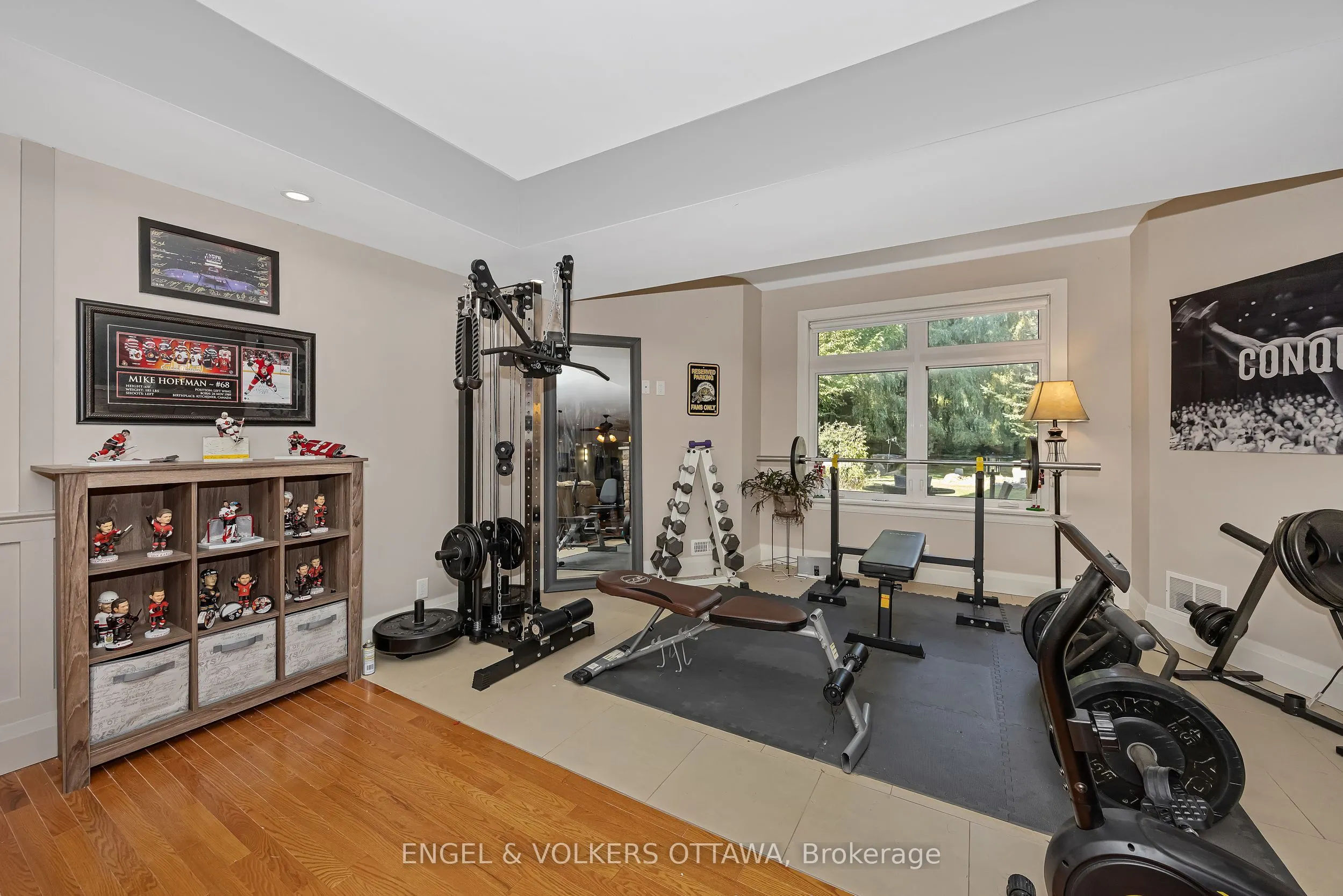 1836 Whitemarsh Crescent