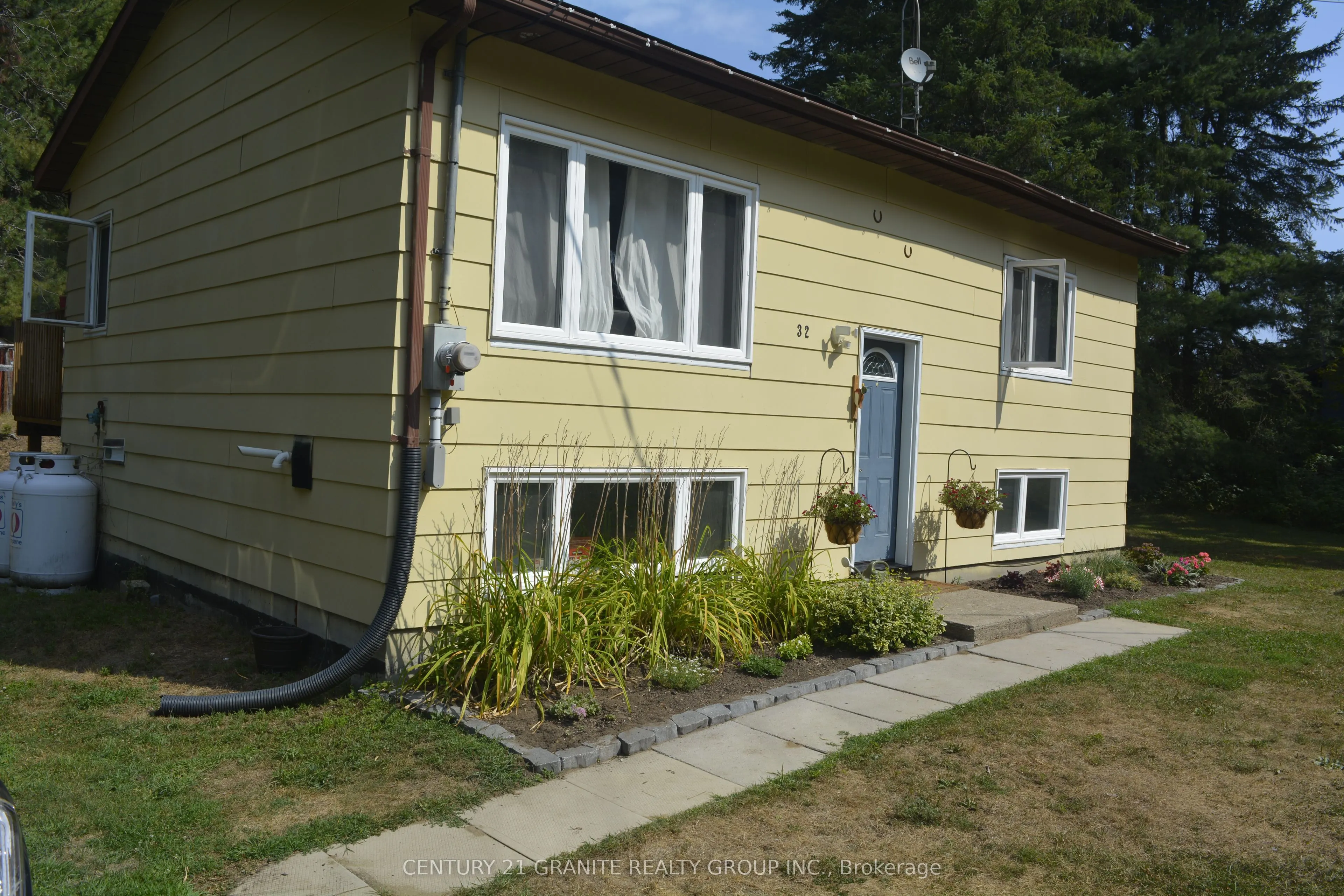 32 Williams Lake Road