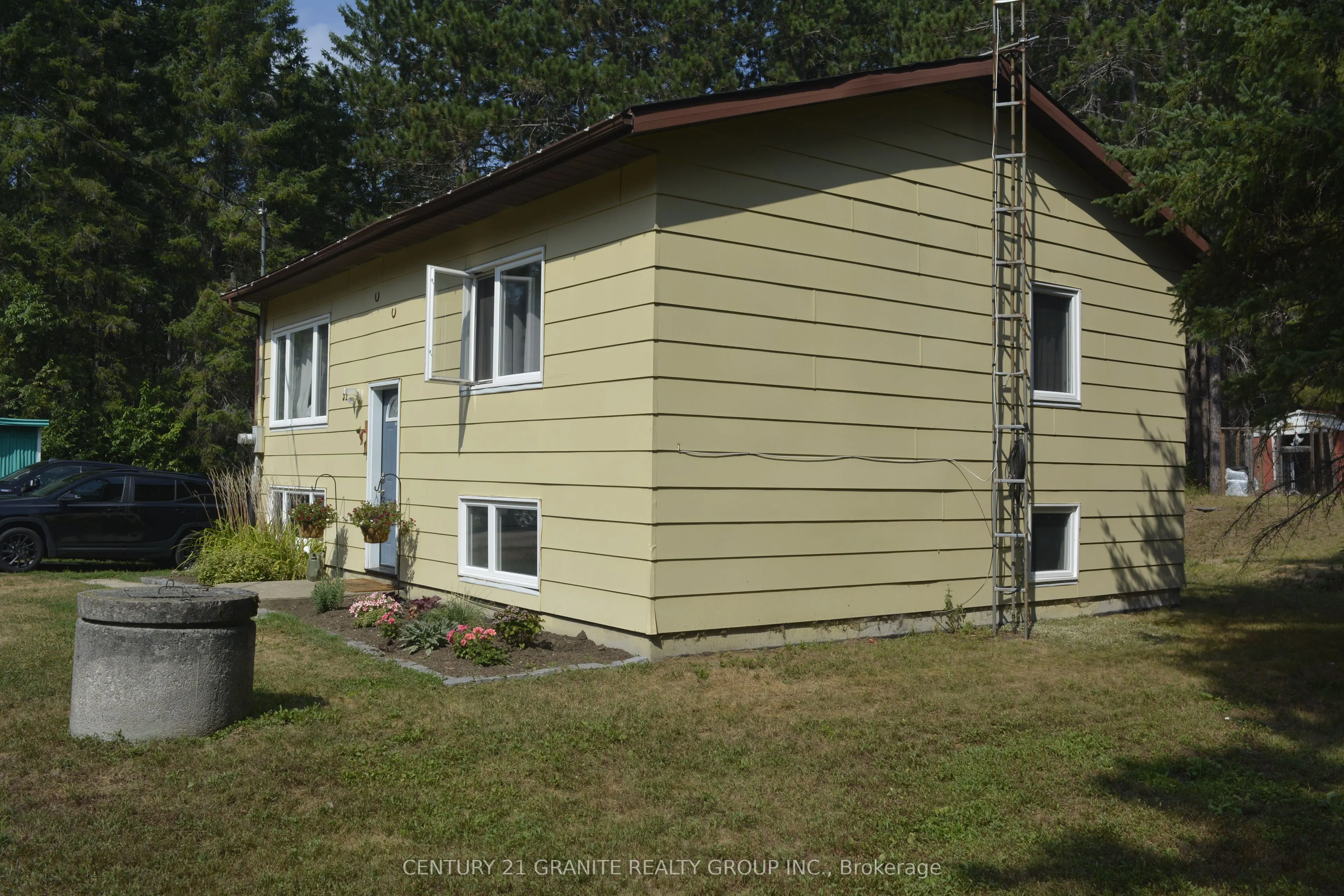 32 Williams Lake Road