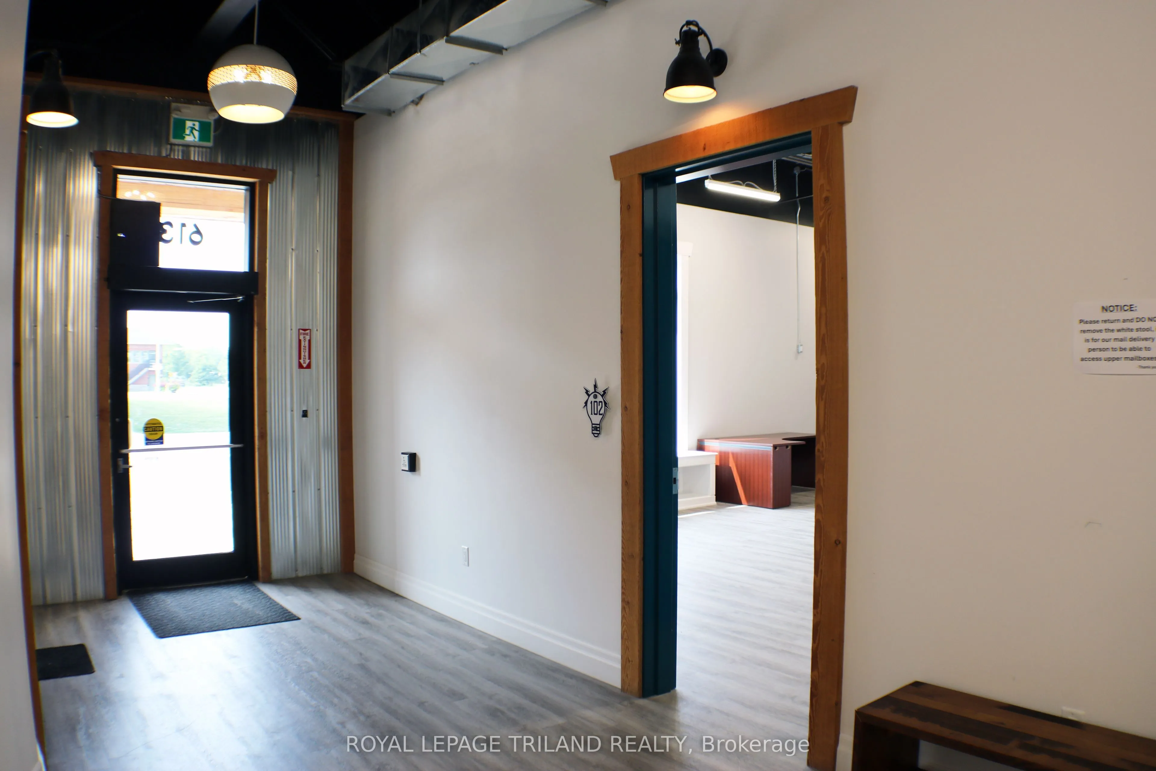 613 Talbot Street, #102-103