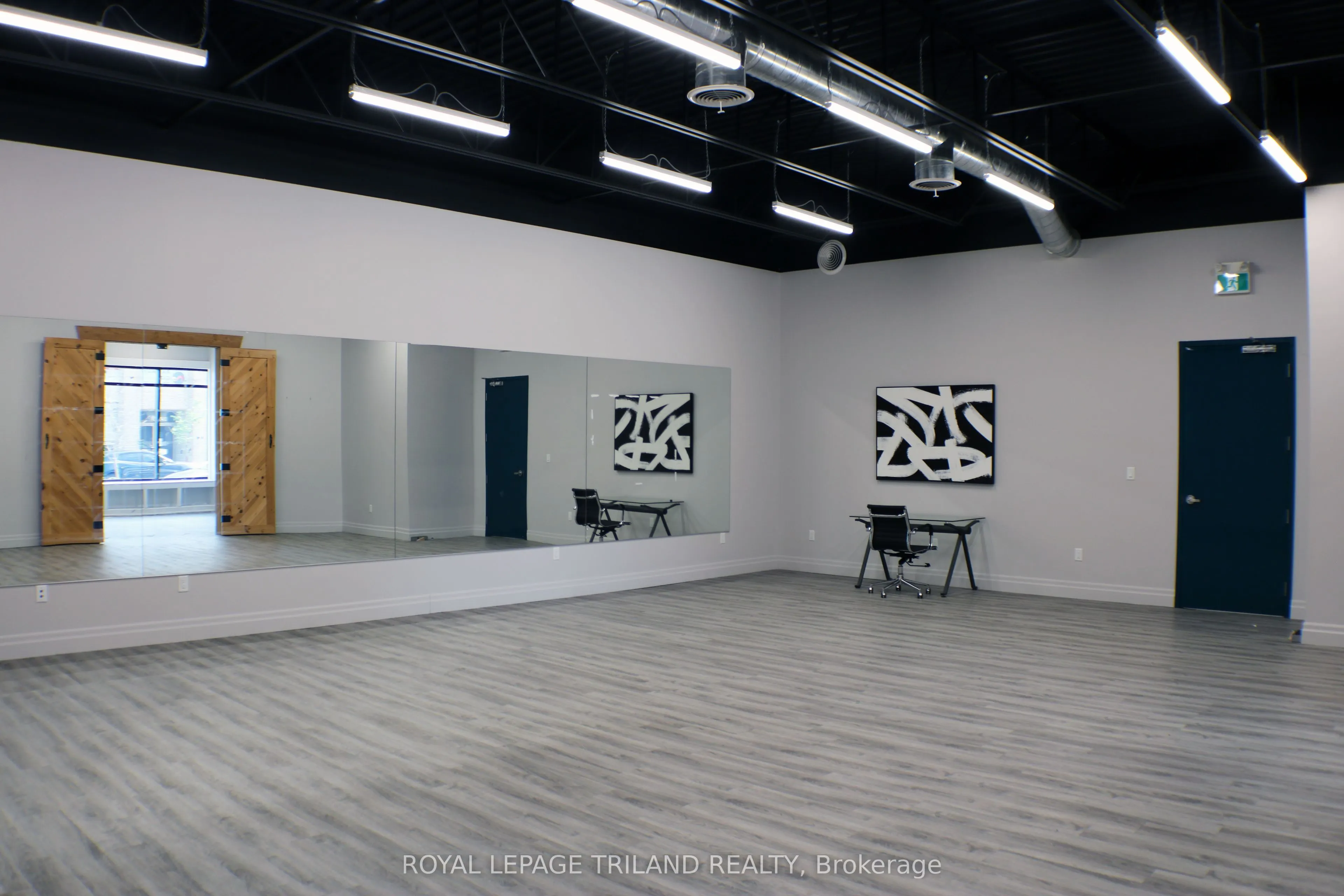 613 Talbot Street, #102-103