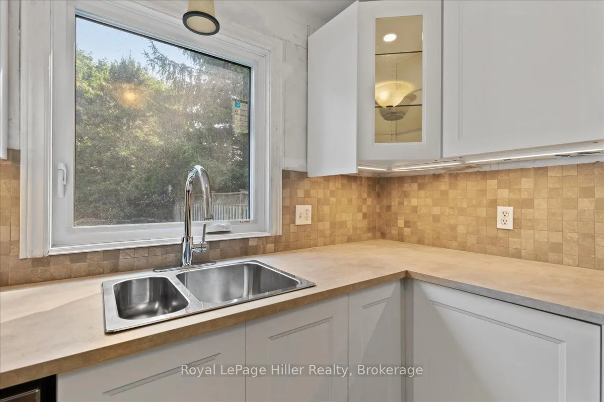 240 Dartmoor Crescent