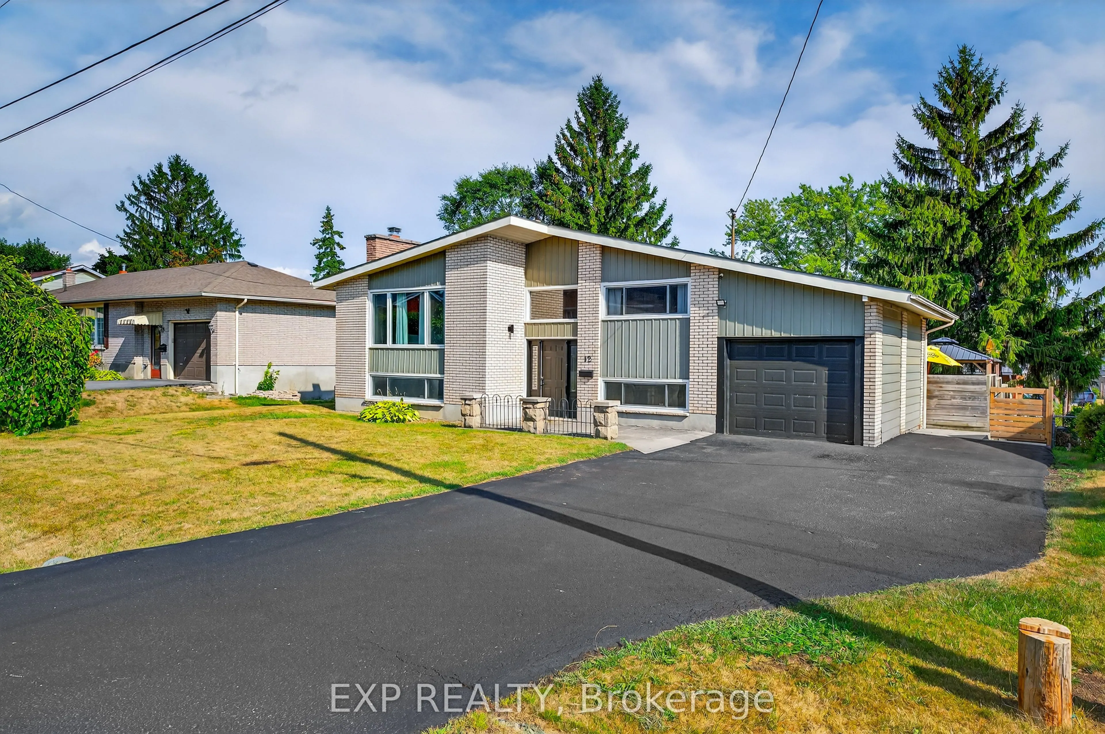 12 Sunset Crescent