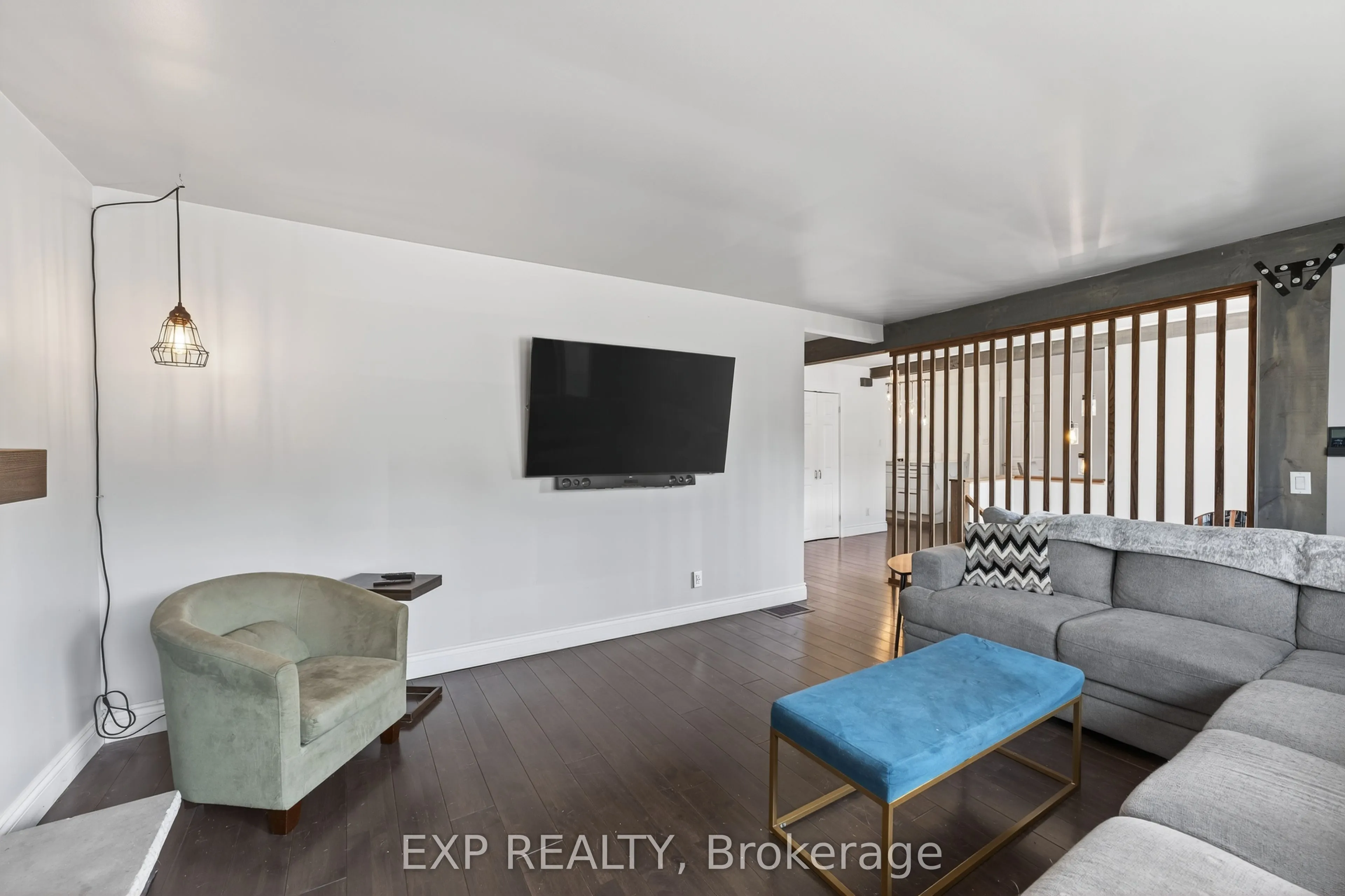 12 Sunset Crescent