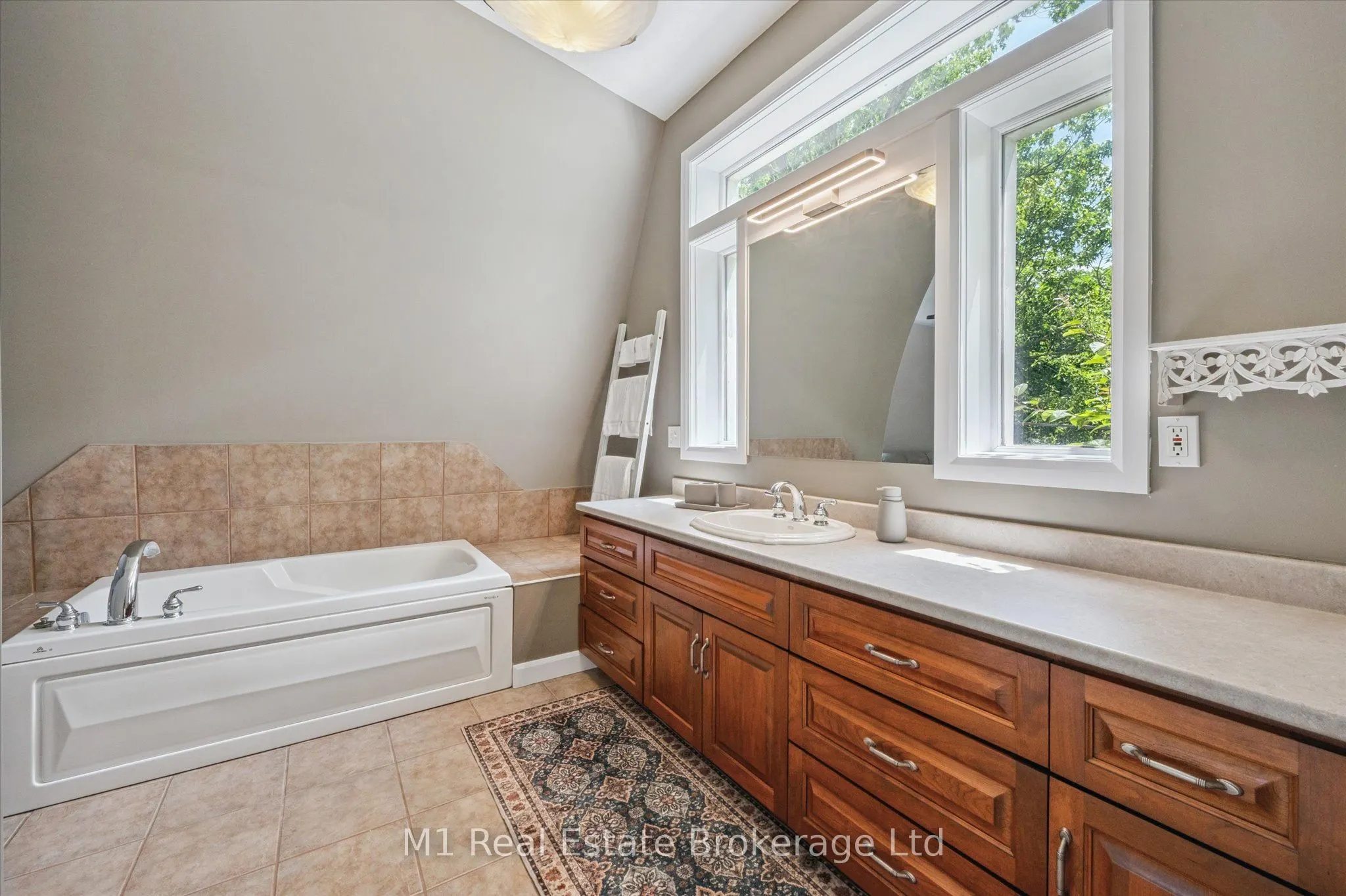 128 Wellington Road 7 Road