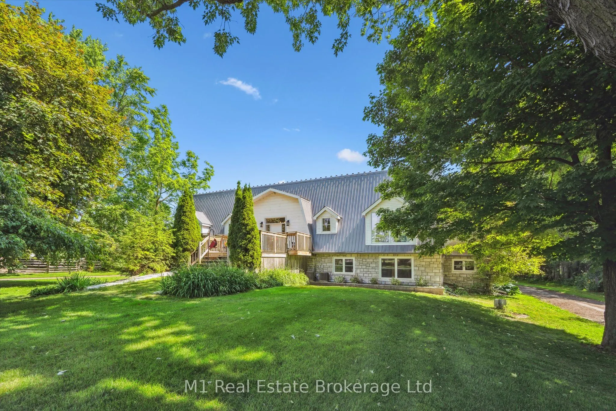 128 Wellington Road 7 Road