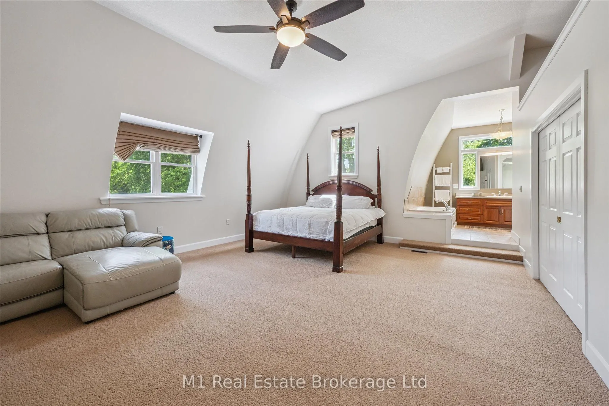 128 Wellington Road 7 Road