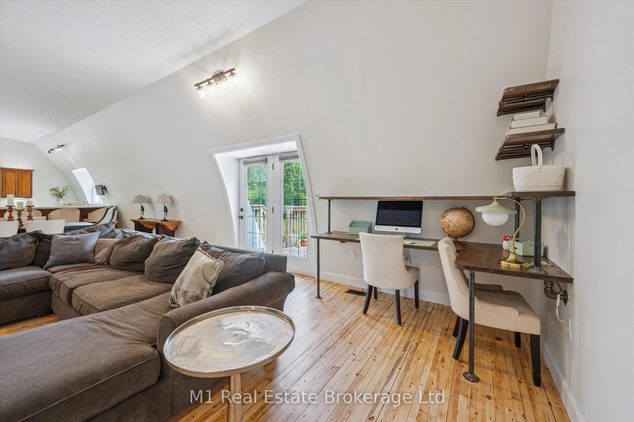 128 Wellington Road 7 Road
