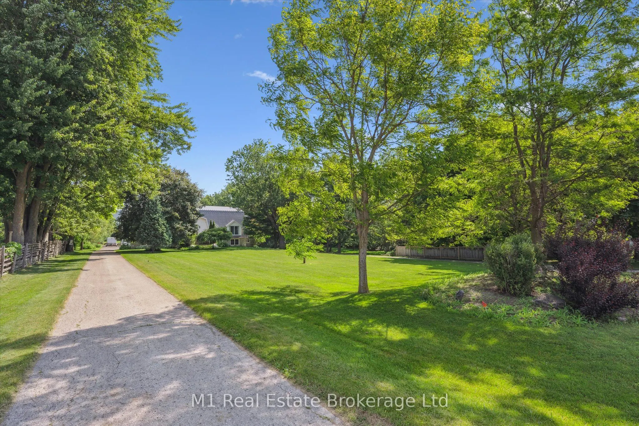 128 Wellington Road 7 Road