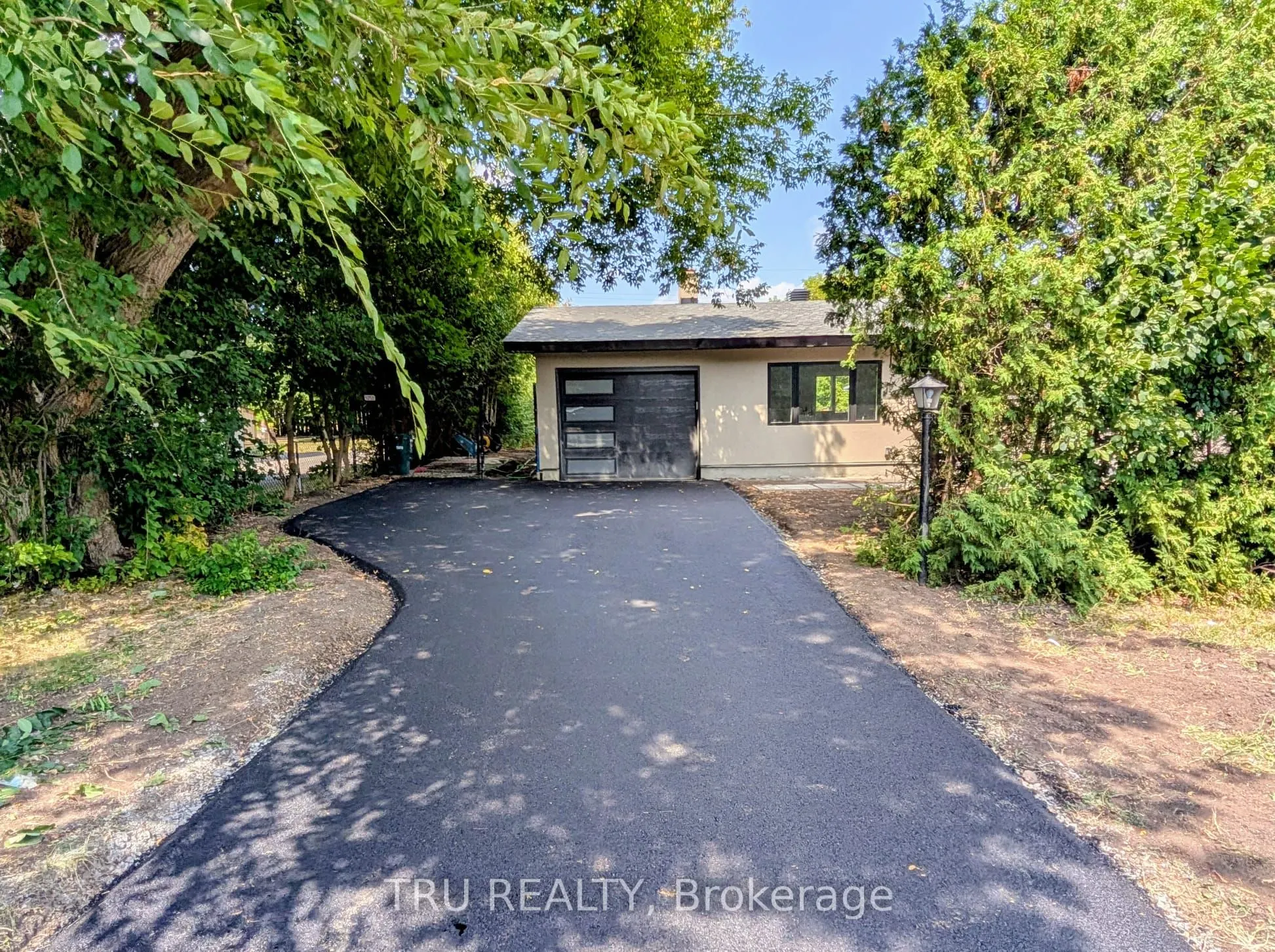 39 Sunnycrest Drive