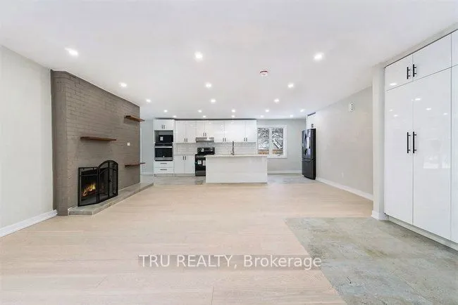 39 Sunnycrest Drive