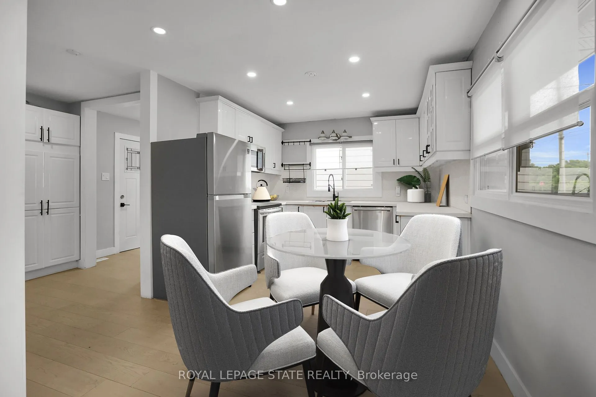 6 Lincoln Avenue