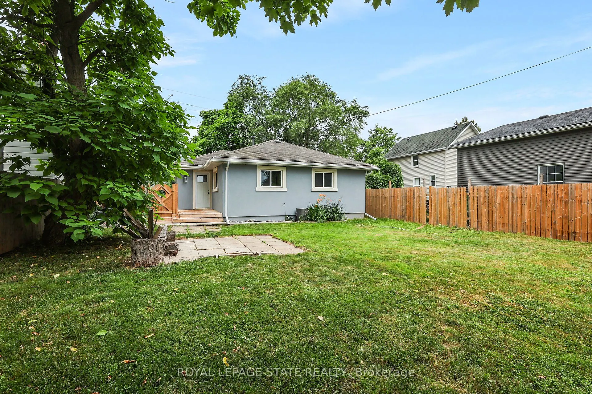 6 Lincoln Avenue