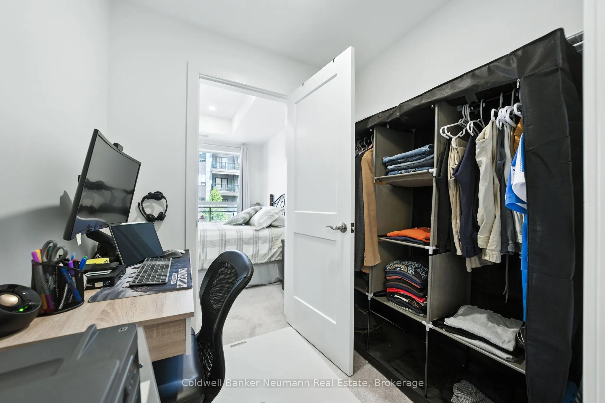 247 Northfield Drive E, #210