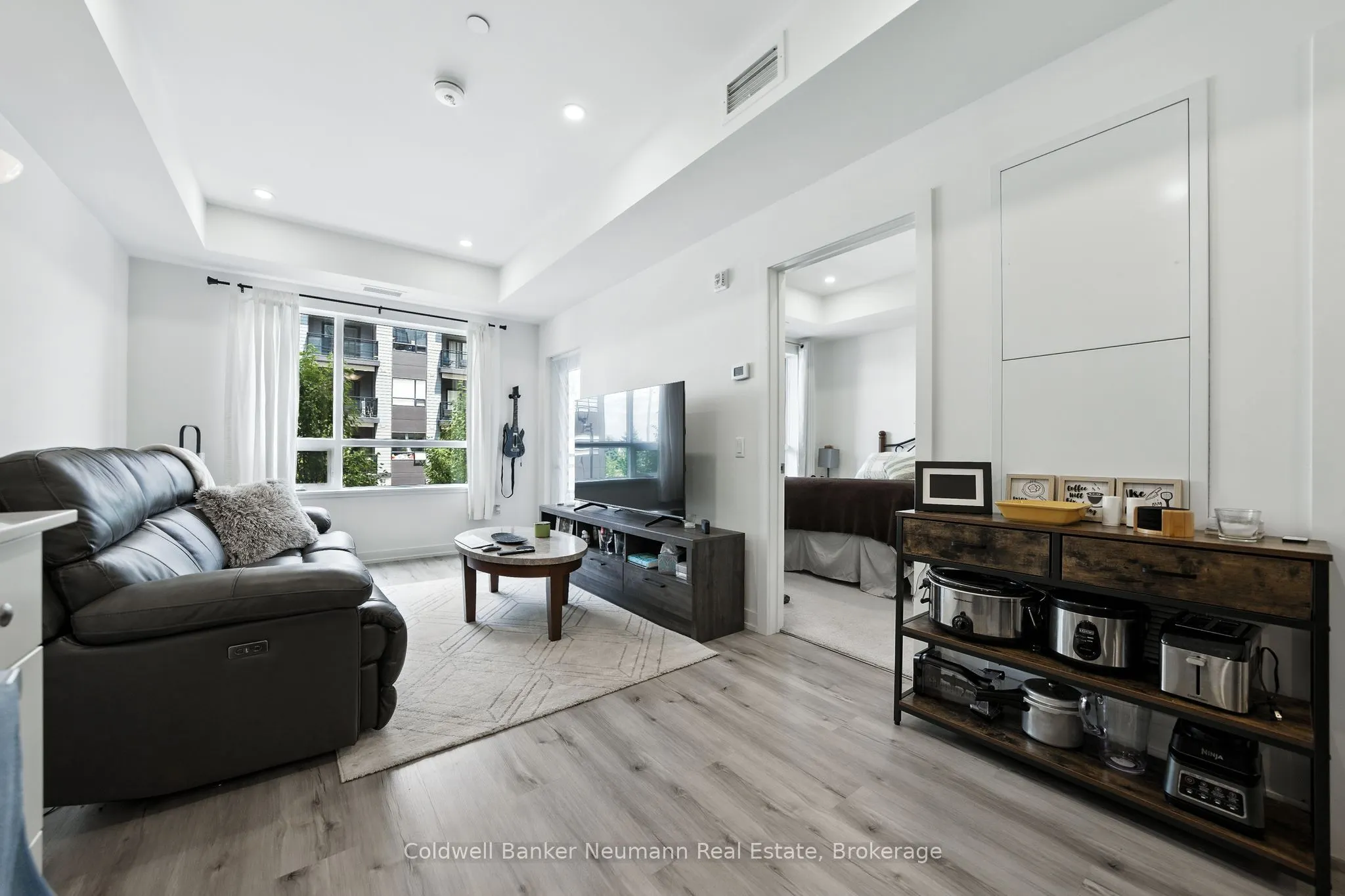 247 Northfield Drive E, #210