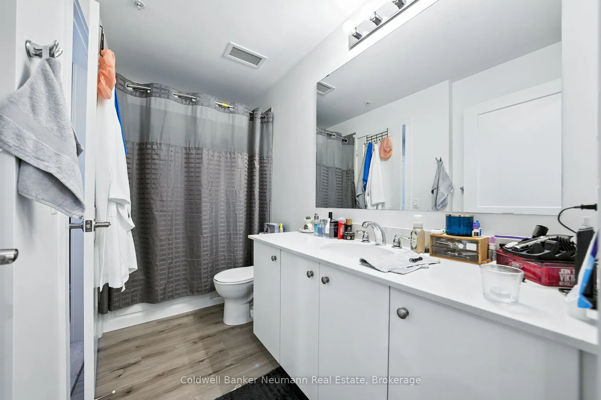 247 Northfield Drive E, #210