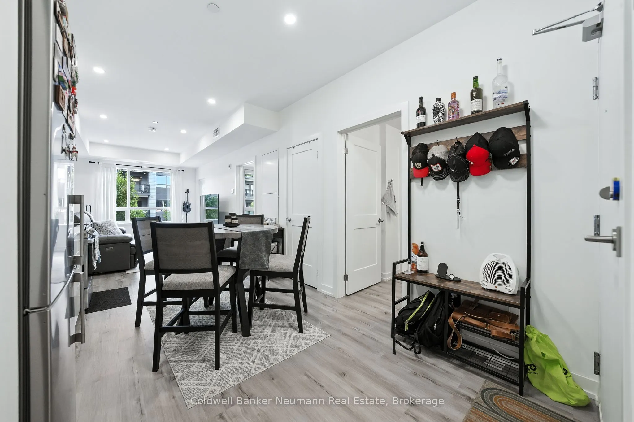247 Northfield Drive E, #210