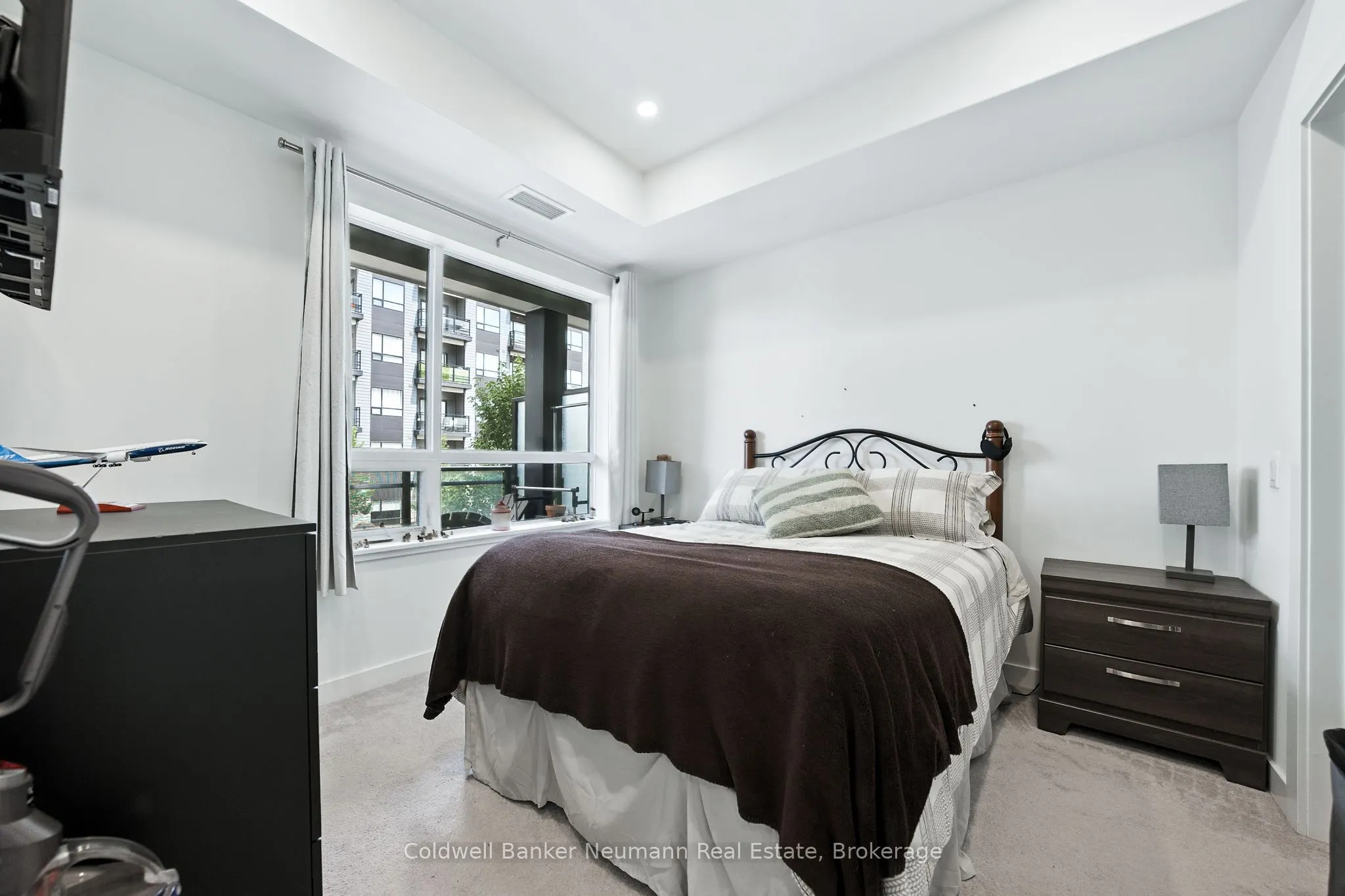 247 Northfield Drive E, #210