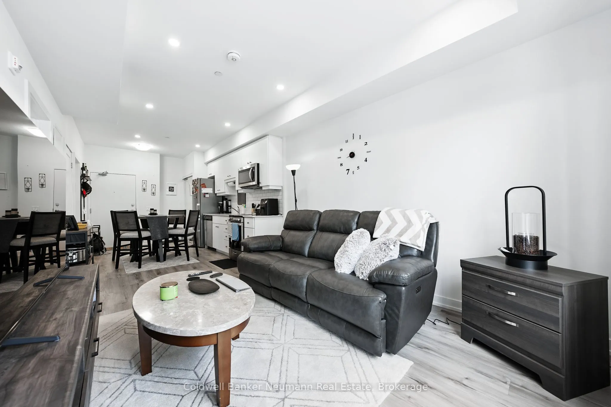 247 Northfield Drive E, #210