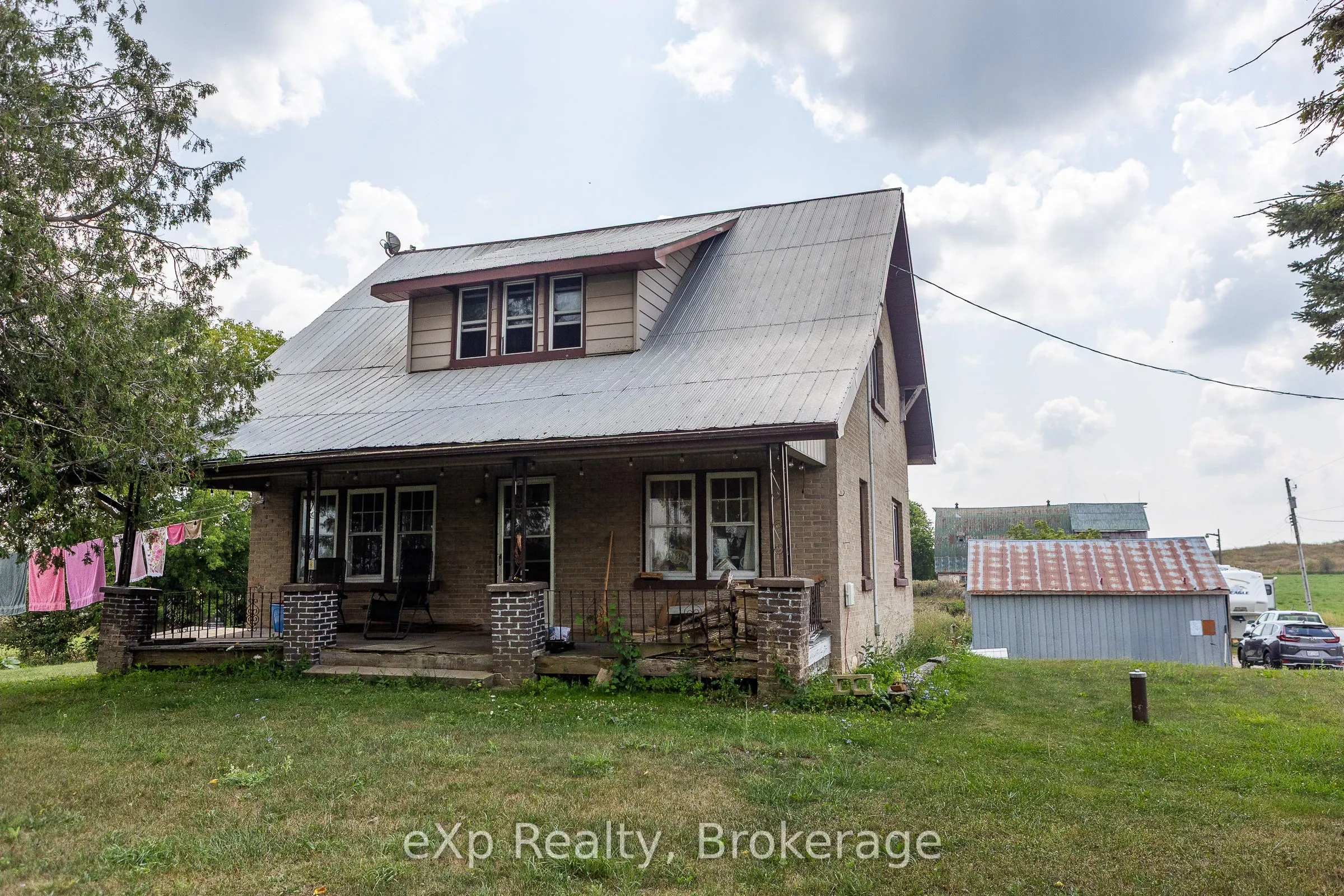 223 Concession 10E