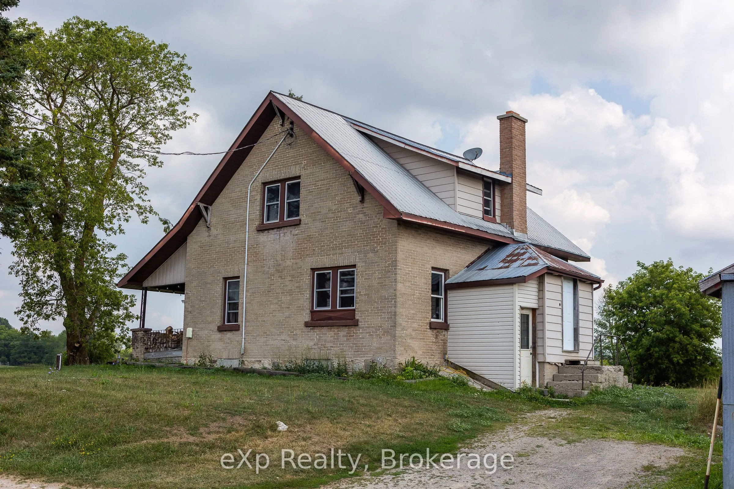 223 Concession 10E