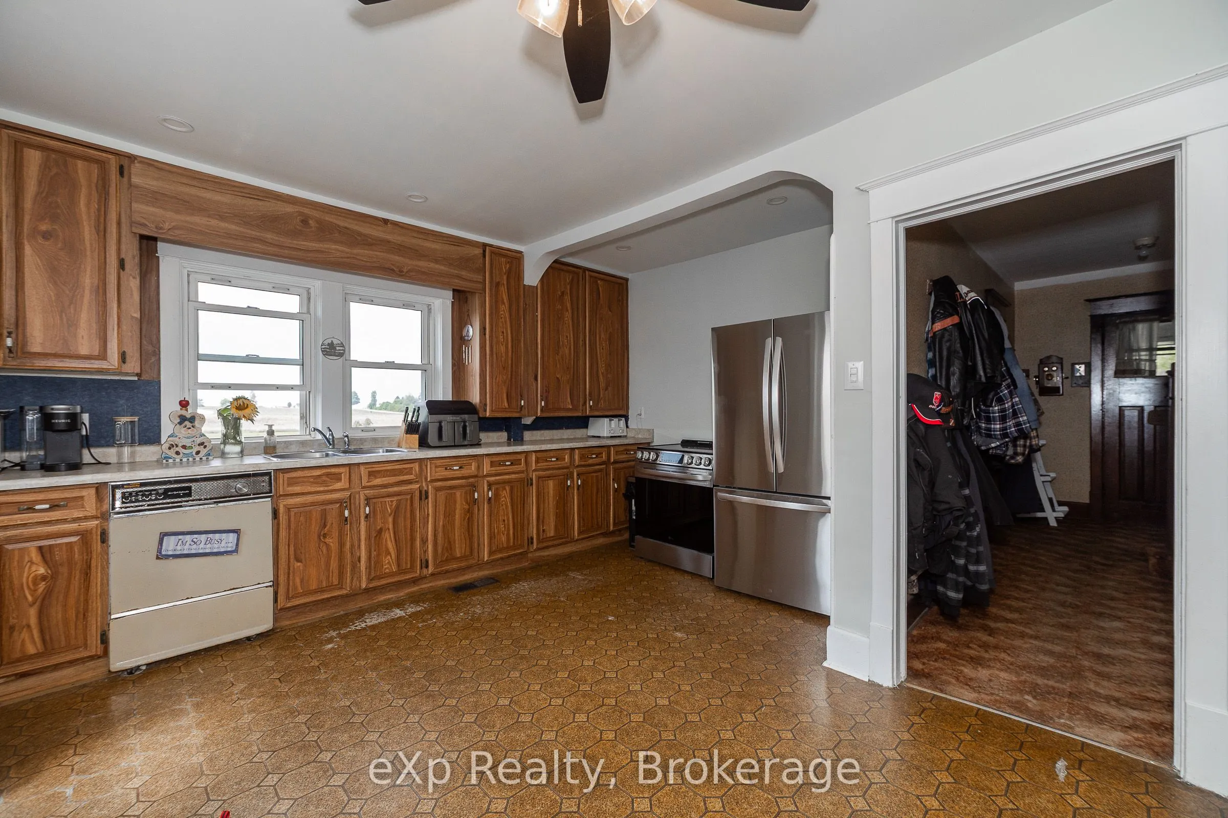 223 Concession 10E