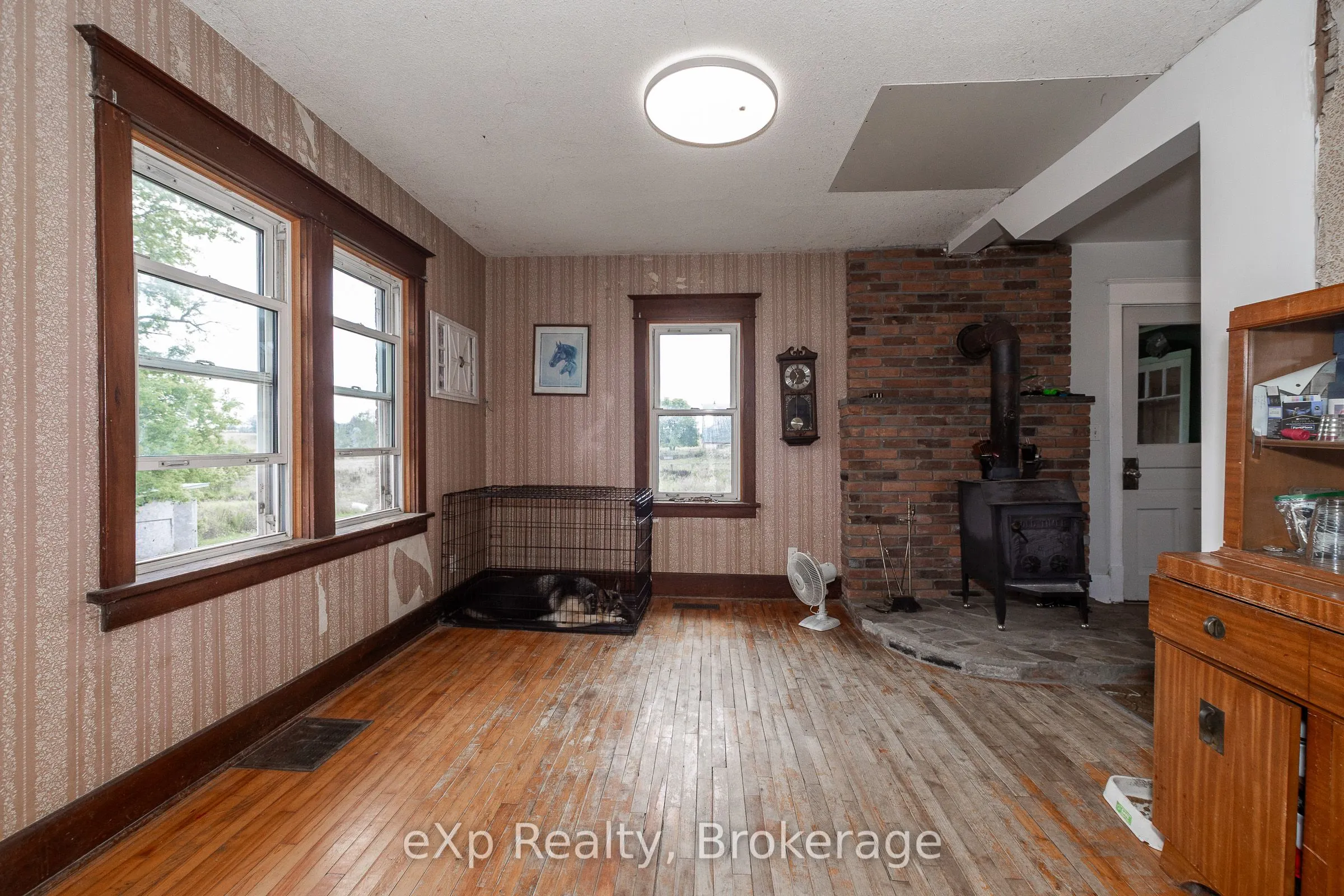 223 Concession 10E