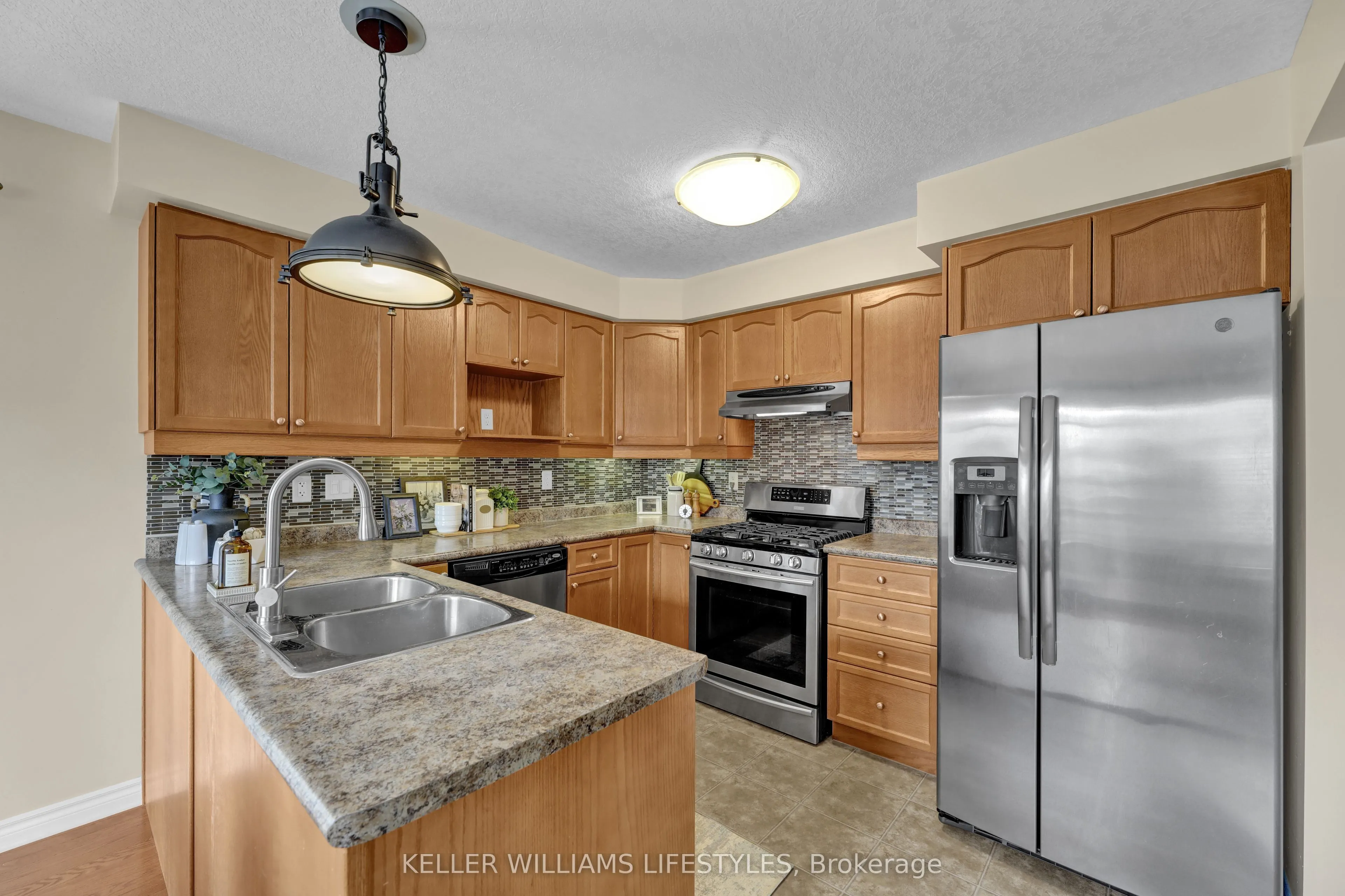 480 SUNNYSTONE Road, #21